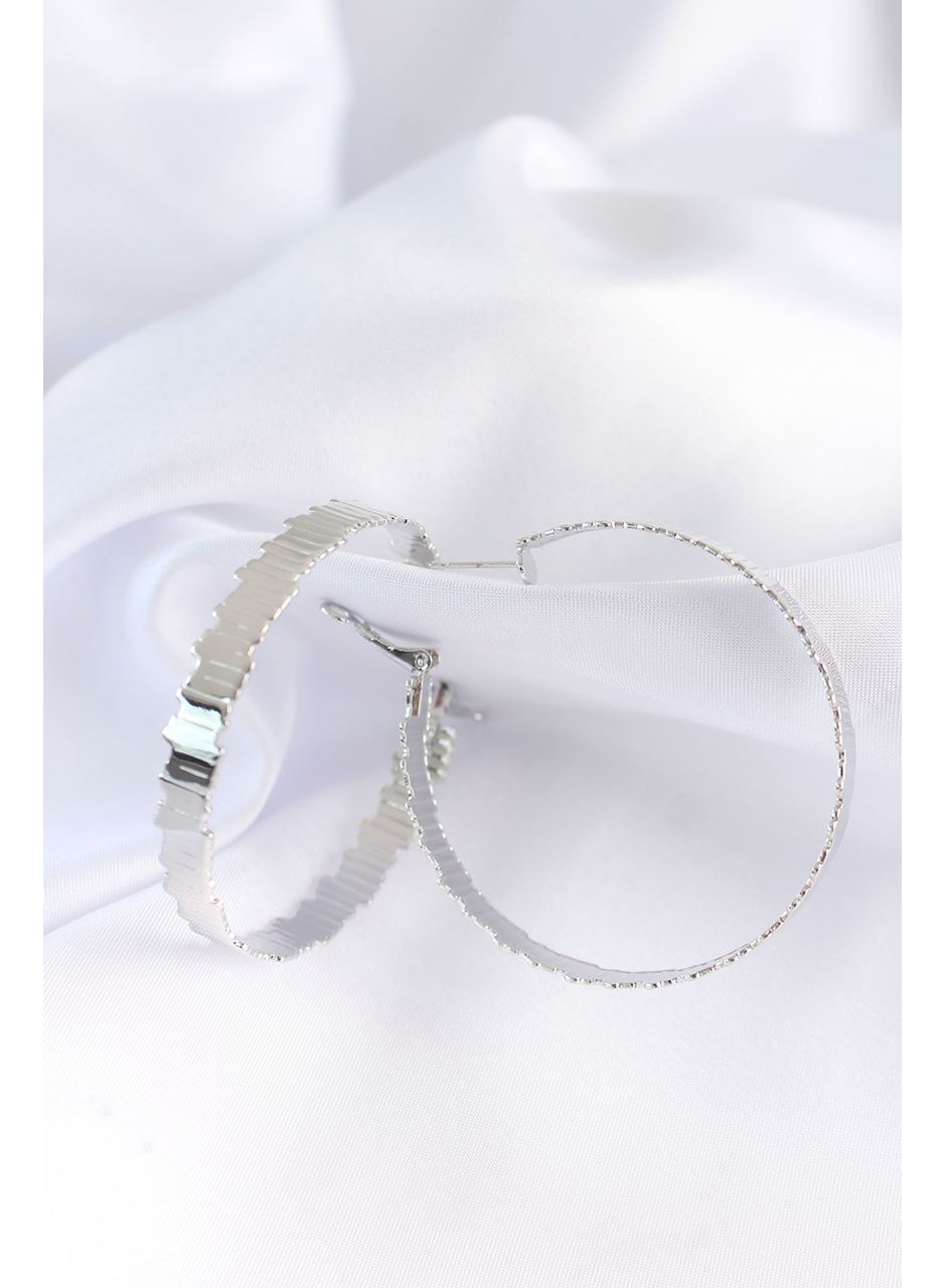 Pirinç Gümüş Renk Tırtıklı Halka Küpe