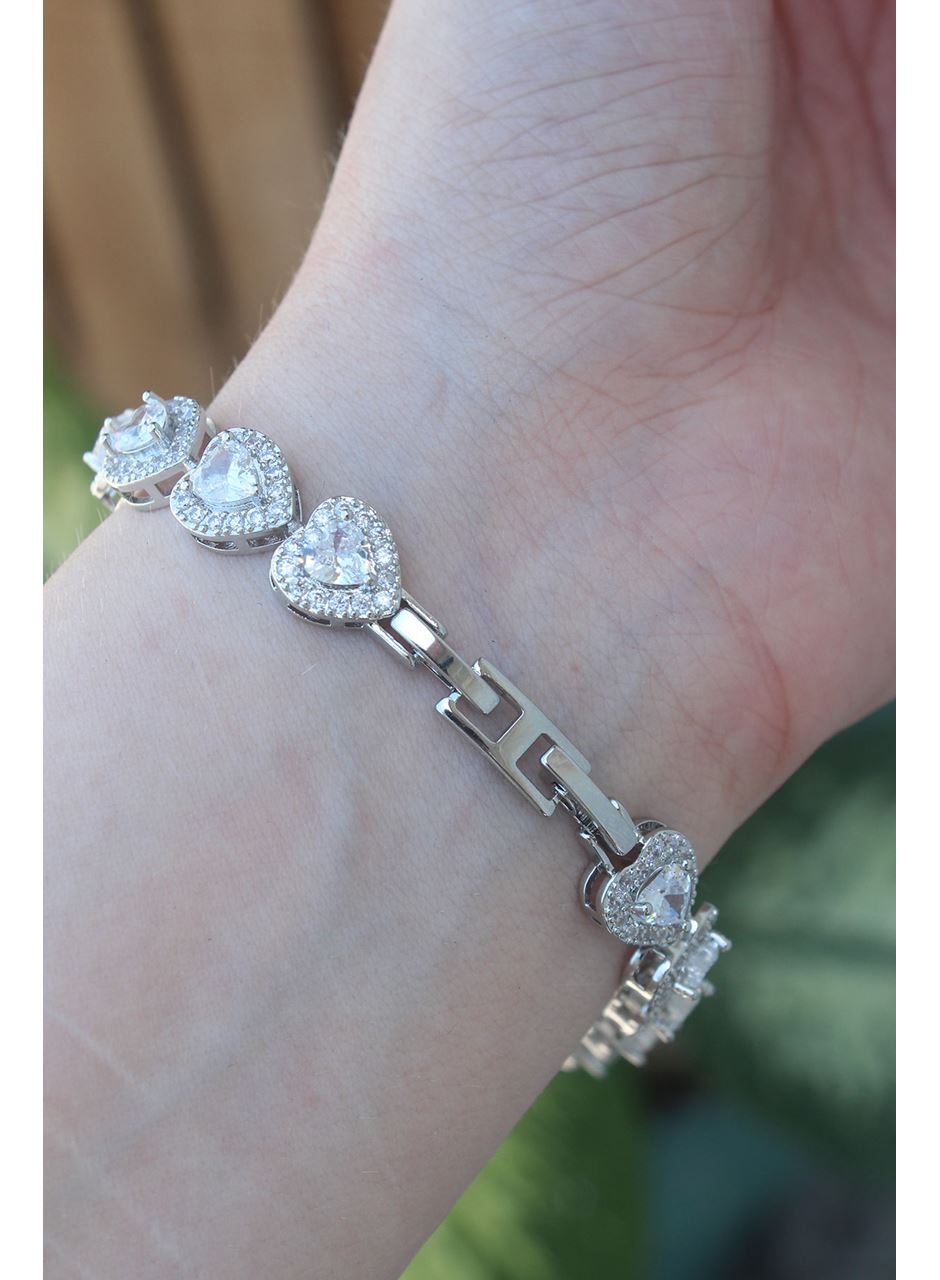 Vip Seri Pirinç Zirkon Taşlı Gümüş Renk Kalp Model Bileklik