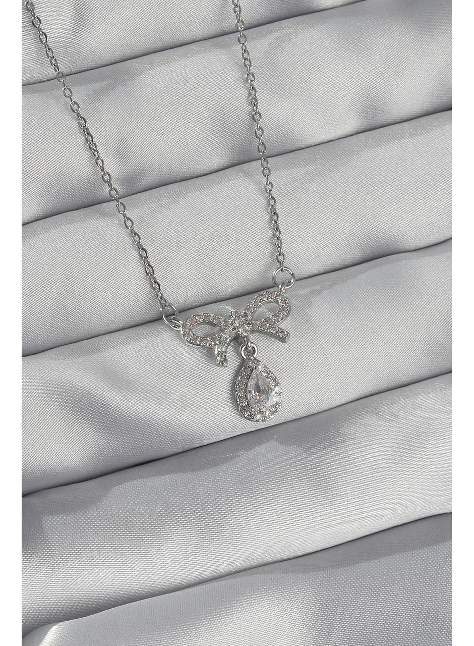 316L Çelik Gümüş Renk Zirkon Taşlı Fiyonk Detay Damla Kolye