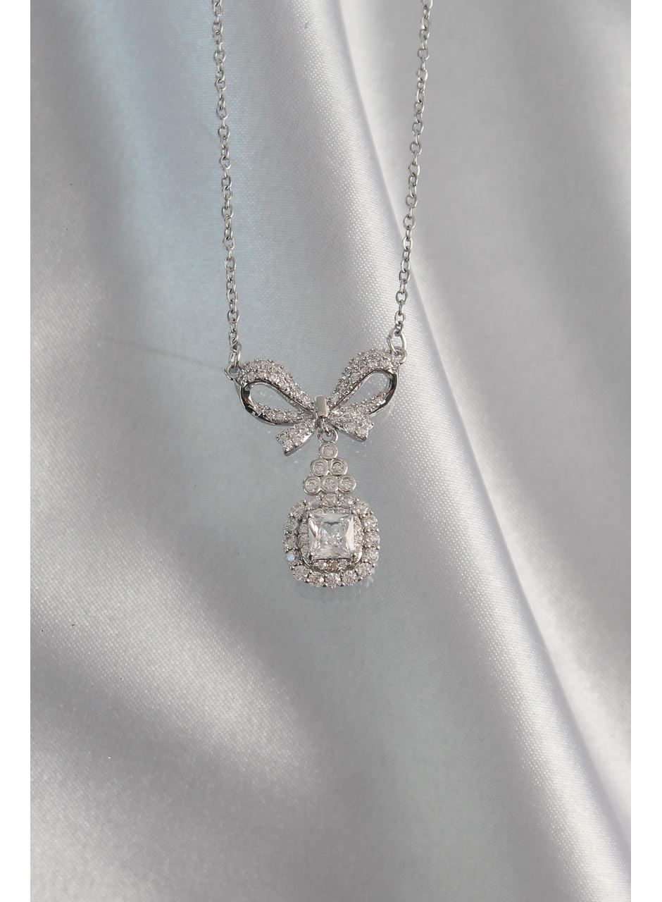 316L Çelik Gümüş Renk Fiyonk Detay Zirkon Taşlı Tektaş Kolye