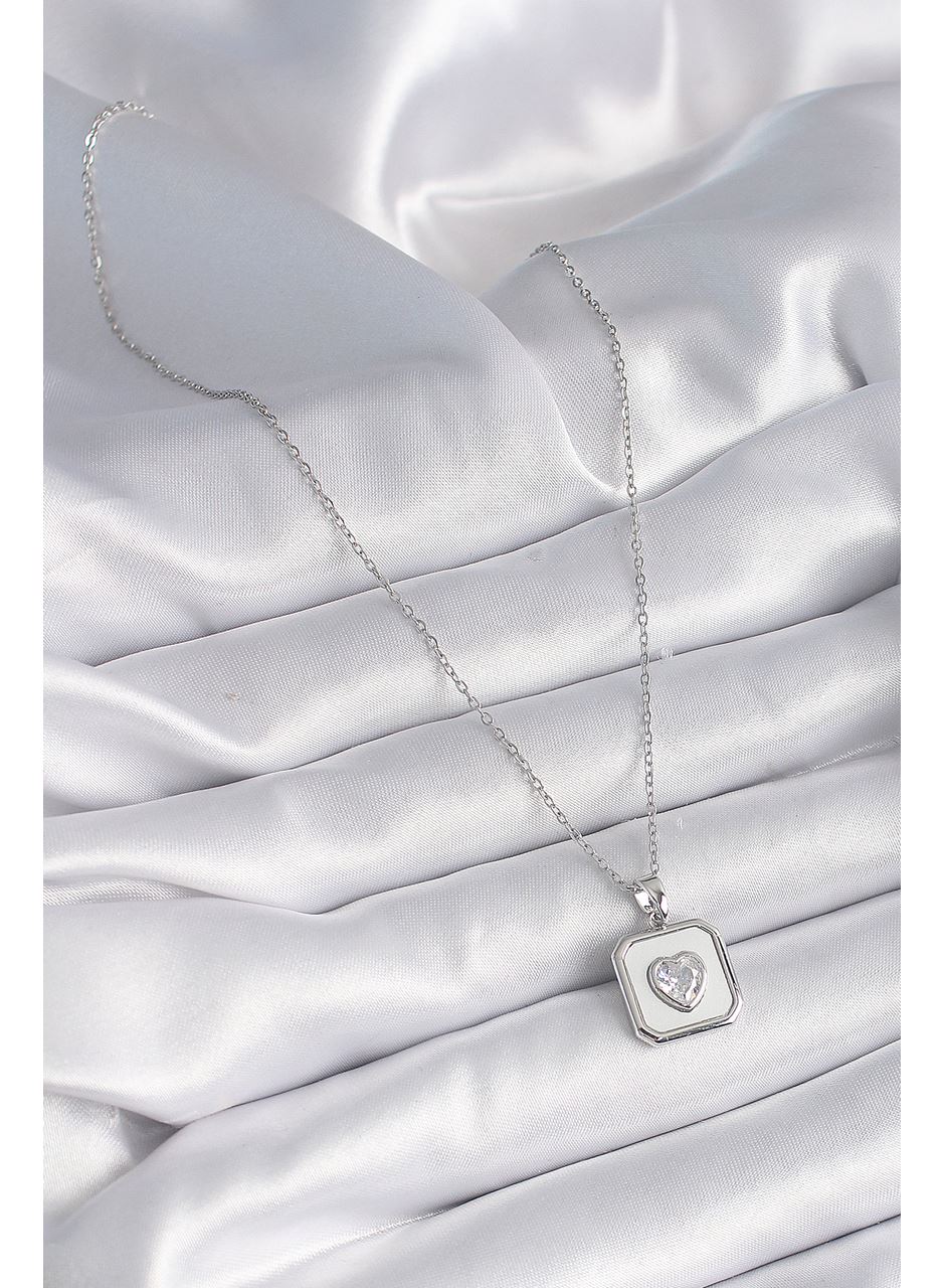 316L Çelik Gümüş Renk Kare Madalyon Kalp Zirkon Taş İşleme Kadın Kolye