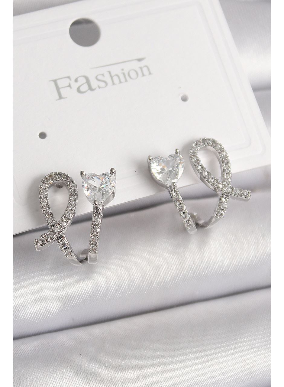 Pirinç Gümüş Renk Düğüm Model Zirkon Taşlı Kalp Detay Kadın Küpe