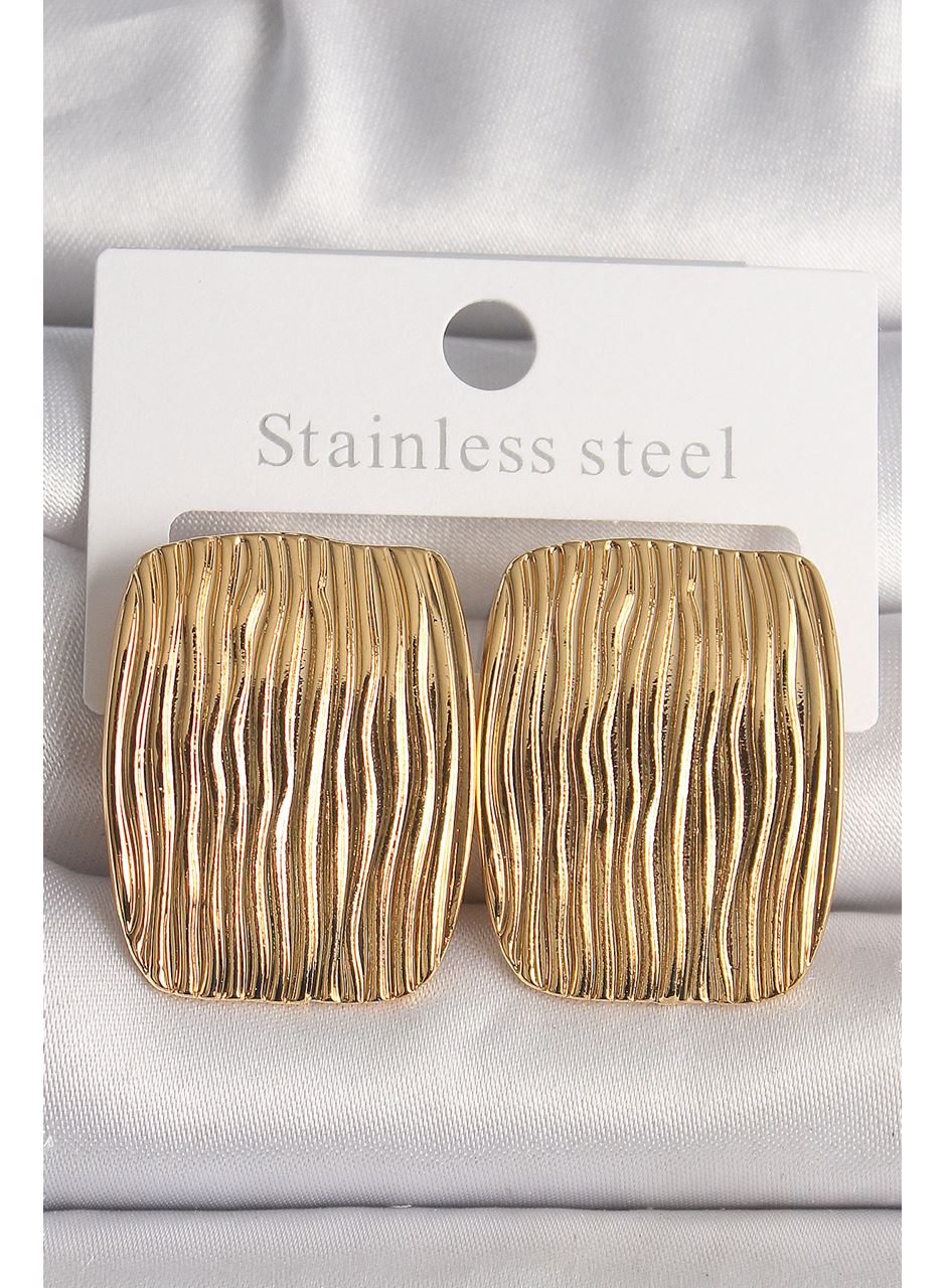 Pirinç Gold Renk İşlemeli Kare Plaka Model Kadın Küpe