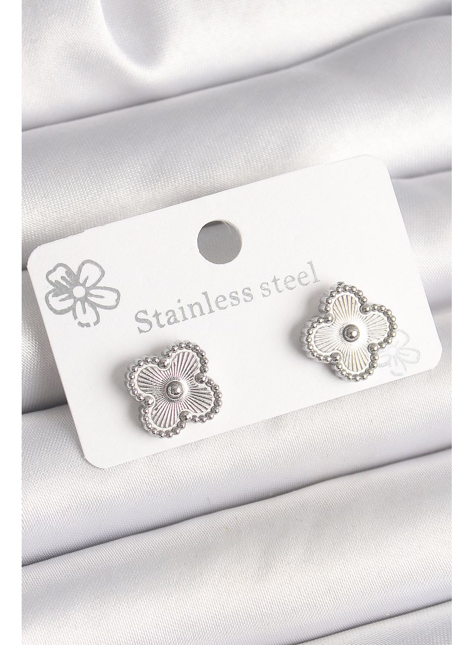 Pirinç Gümüş Renk İşlemeli Yonca Model Kadın Küpe