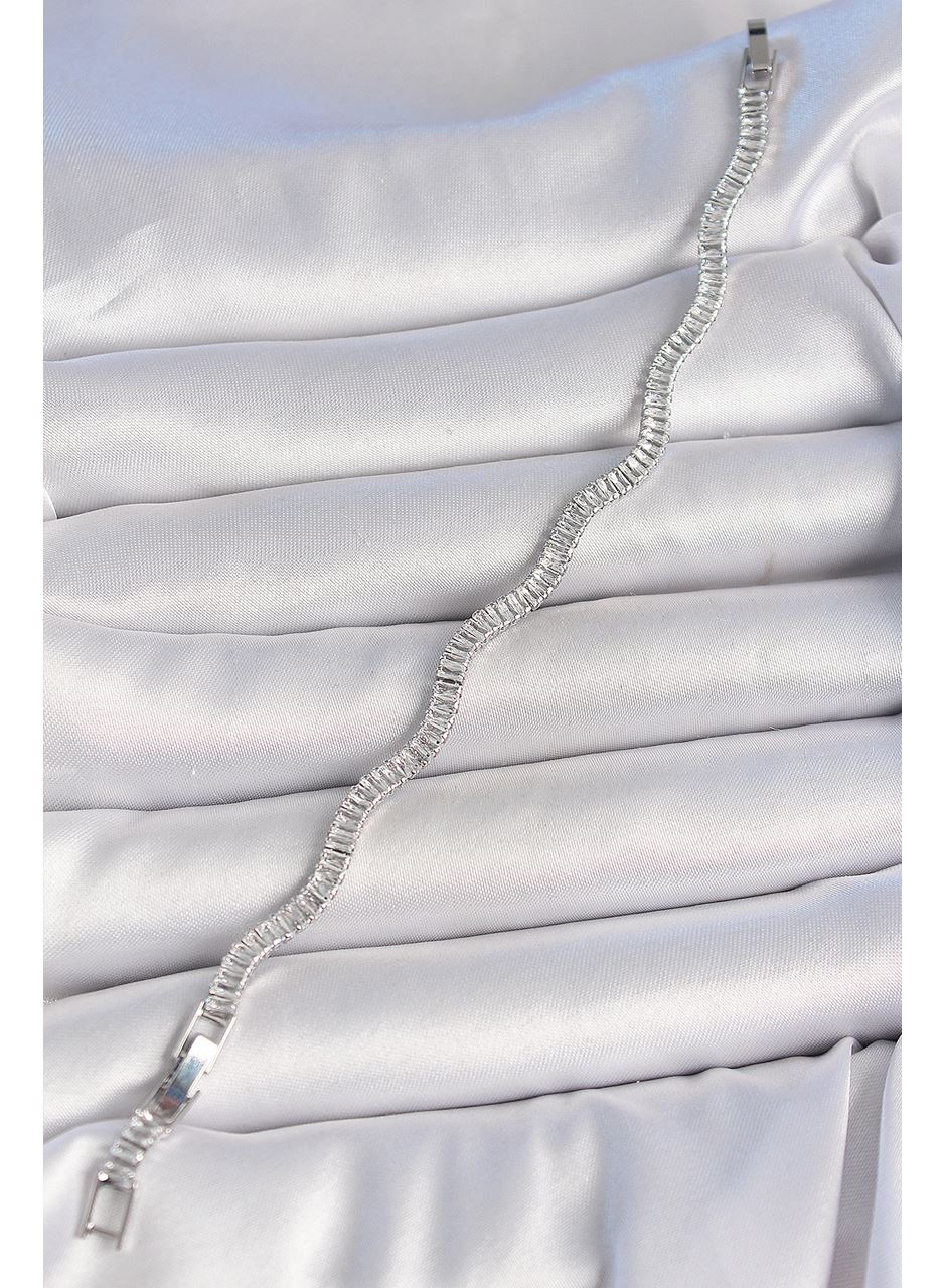 Pirinç Gümüş Renk Su Yolu Zirkon Taşlı Model Kadın Bileklik