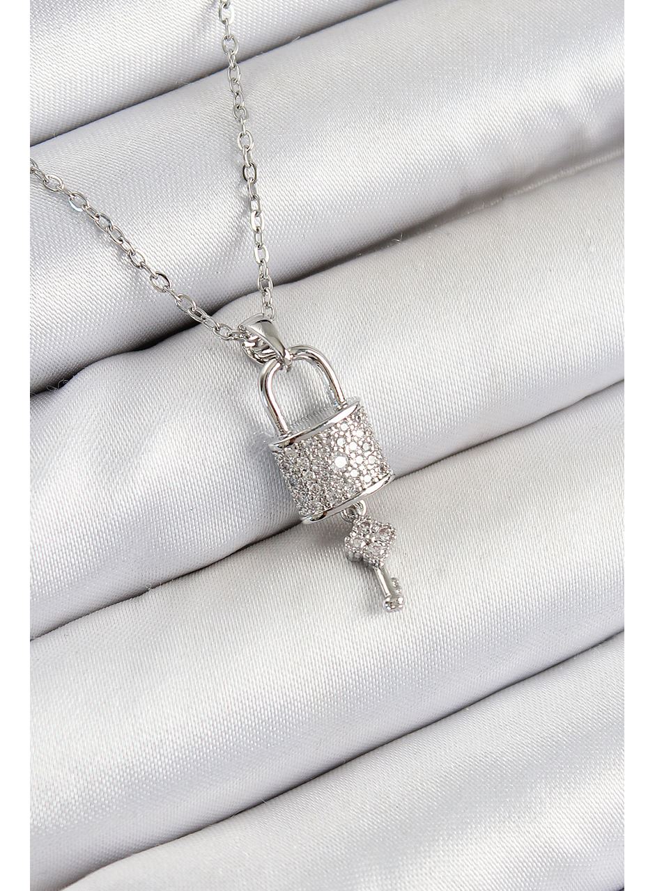 316L Çelik Zirkon Taşlı Kilit Ve Sallantılı Anahtar Model Gümüş Renk Kadın Kolye