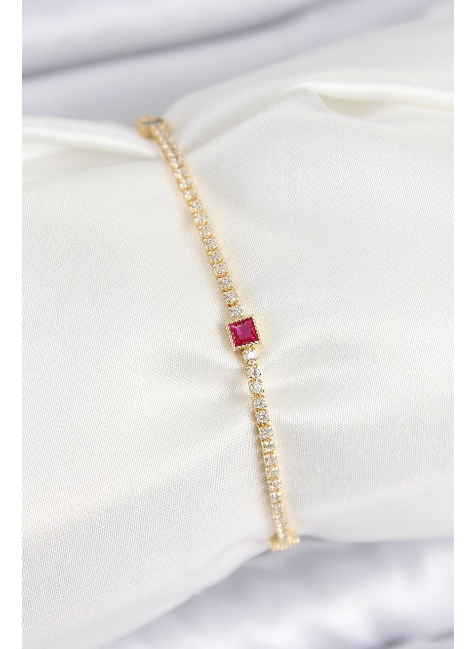 Pirinç Zirkon Taşlı Kare Model Gold Renk Kadın Bilekilk