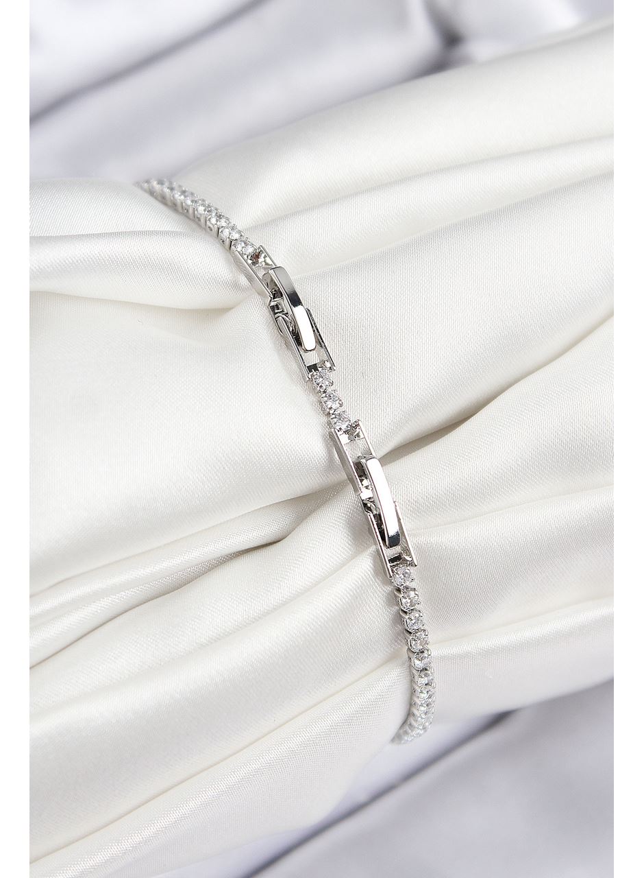 Pirinç Zirkon Taşlı Deniz Yıldızı Model Gümüş Renk Kadın Bileklik