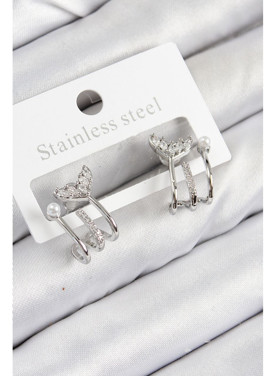 Pirinç Zirkon Taşlı İnci Detaylı Balık Kuyruğu Model Gümüş Renk Kadın Küpe