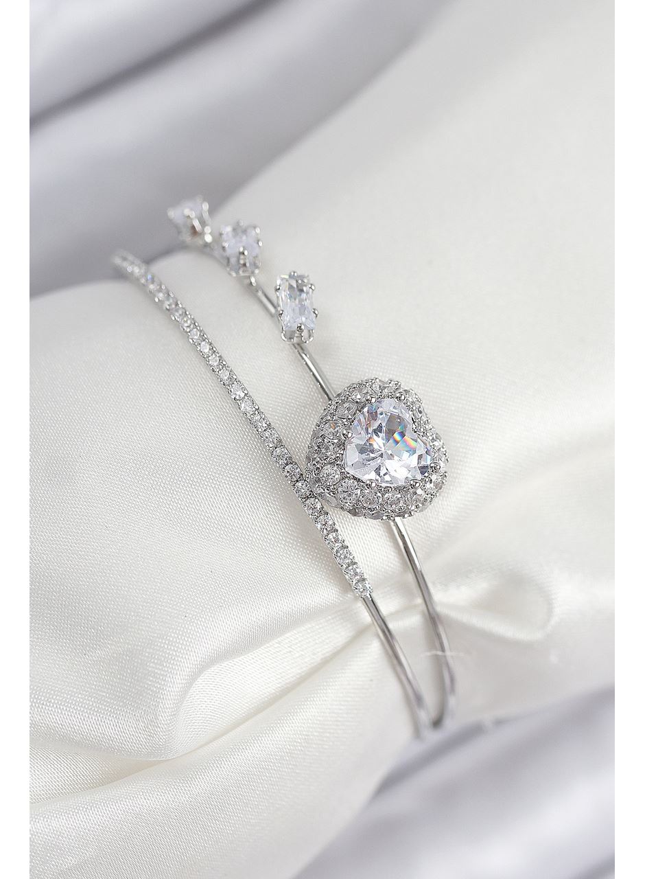 Pirinç Zirkon Taşlı Kalp Model Gümüş Renk Kadın Bileklik