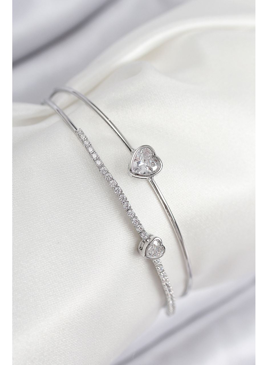 Pirinç Zirkon Taşlı Kalp Model Gümüş Renk Kadın Bileklik