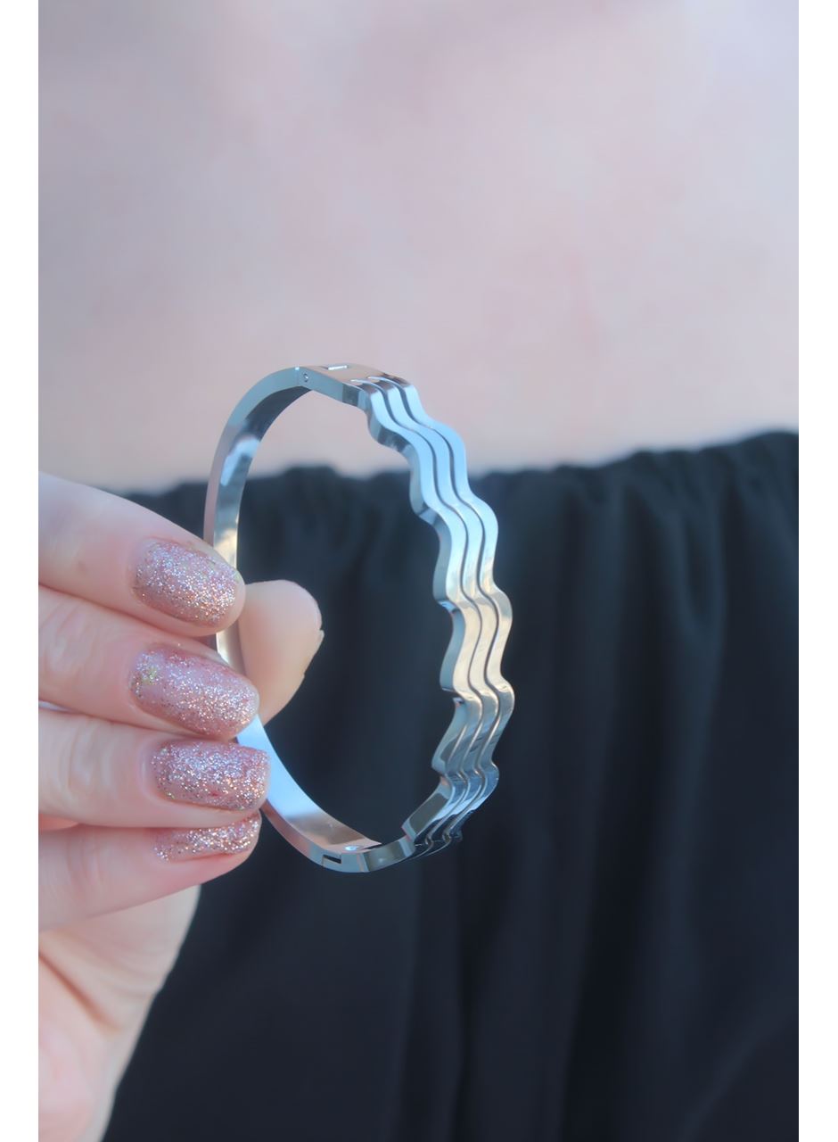 316L Kararmaz Çelik Gümüş Renk Dalga Model Kelepçe Kadın Bileklik