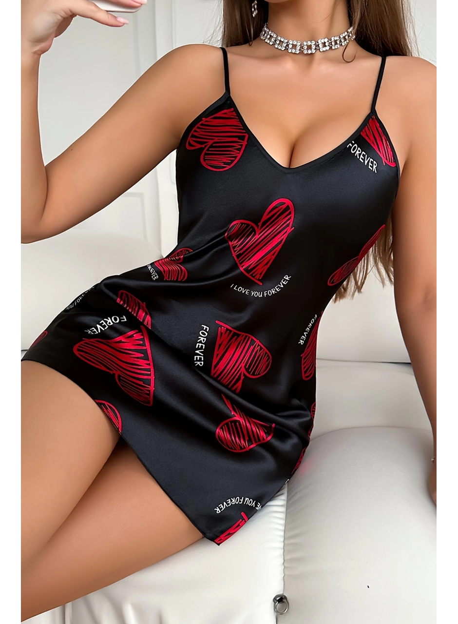 Büyük Kırmızı Kalp Desenli Siyah Saten Gecelik