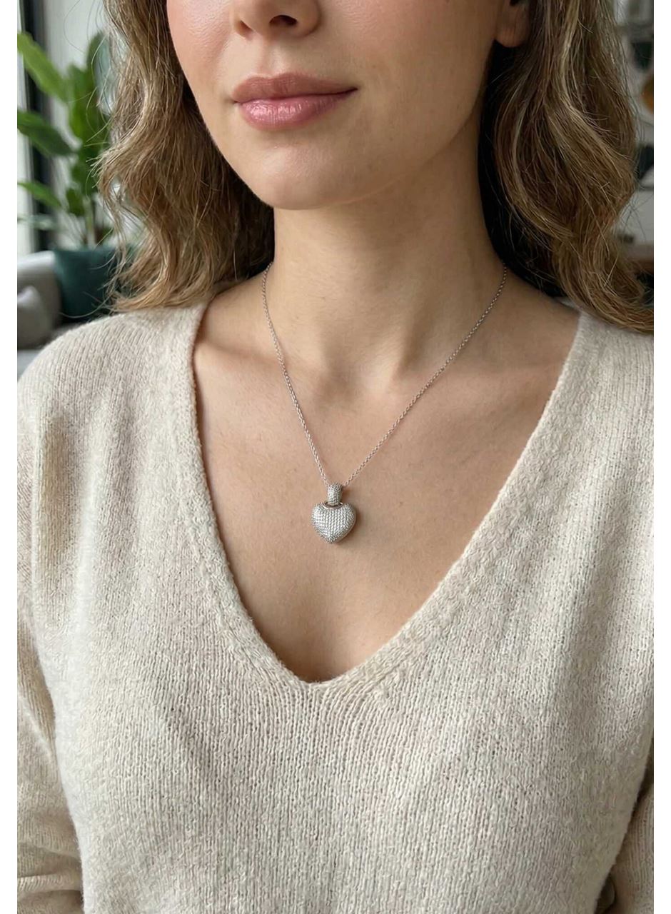 316L Çelik Zincir Gümüş Renk Zirkon Taşlı Kalpli Kadın Kolye