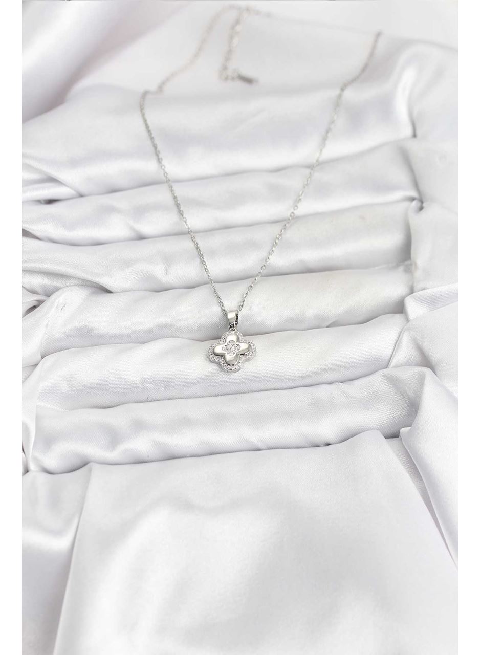 316L Çelik Zincir Gümüş Renk Zirkon Taşlı Yonca Model Kadın Kolye