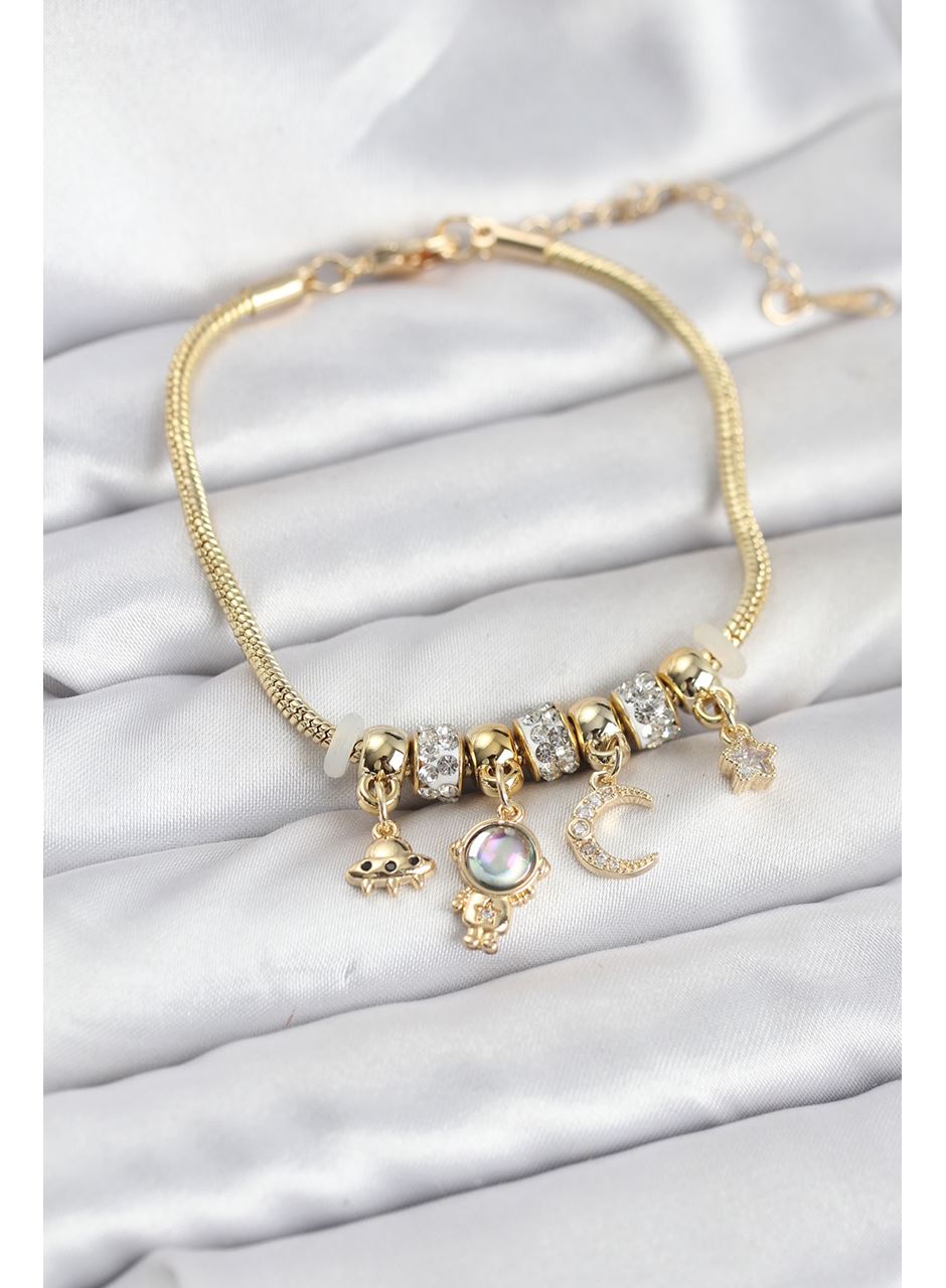 Pirinç Gold Renk Uzay Tema Charmlı Kadın Bileklik