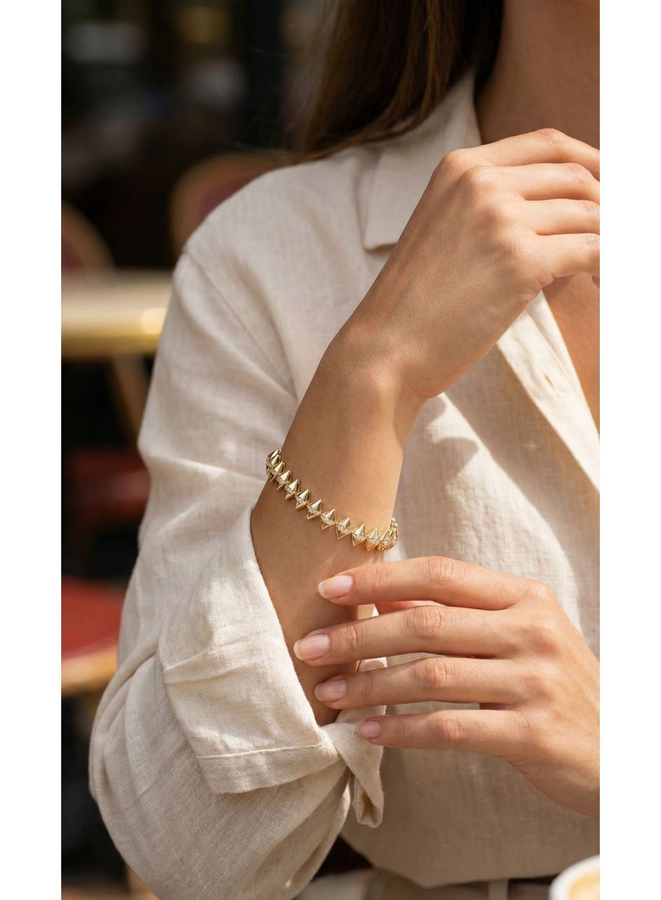 Pirinç Gold Renk Zirkon Taşlı Baklava Model Kadın Bileklik