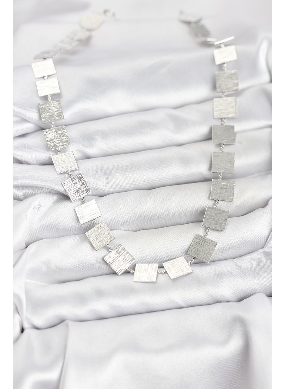 Kare Plaka Model Gümüş Renk Kadın Kolye