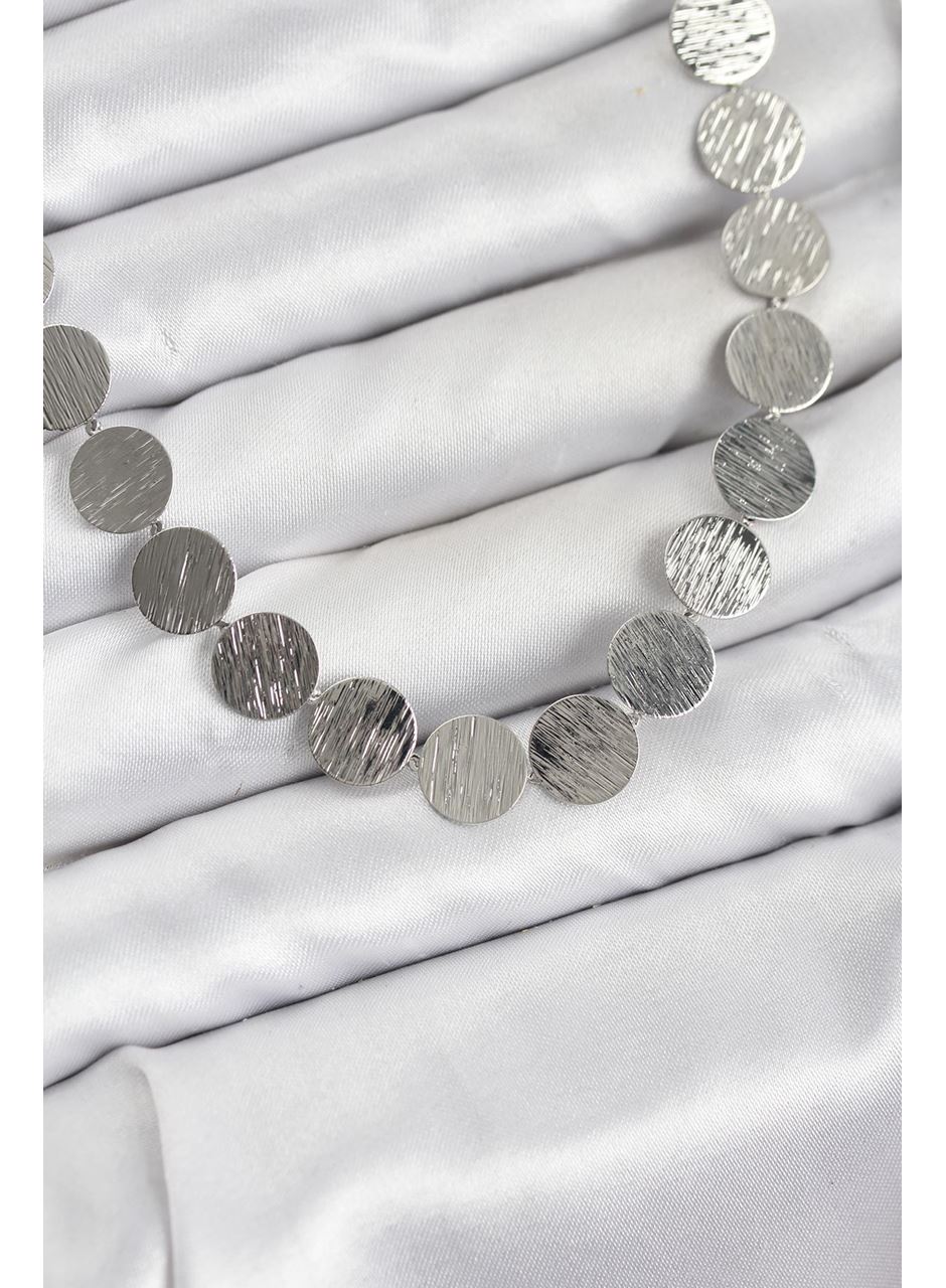 Yuvarlak Plaka Model Gümüş Renk Kadın Kolye