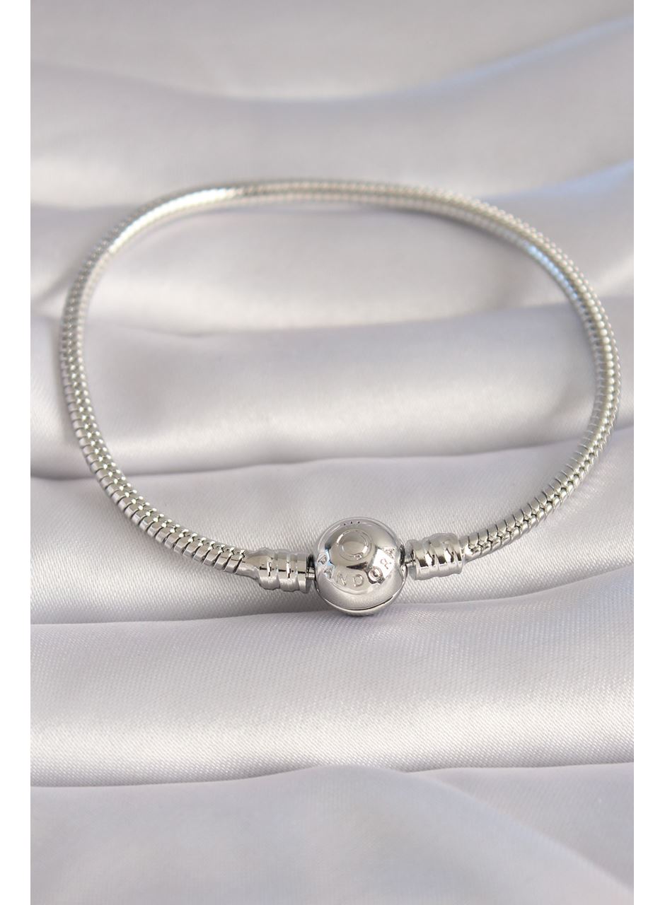Pirinç Gümüş Renk İşleme Detay Charm Model Kadın Bileklik