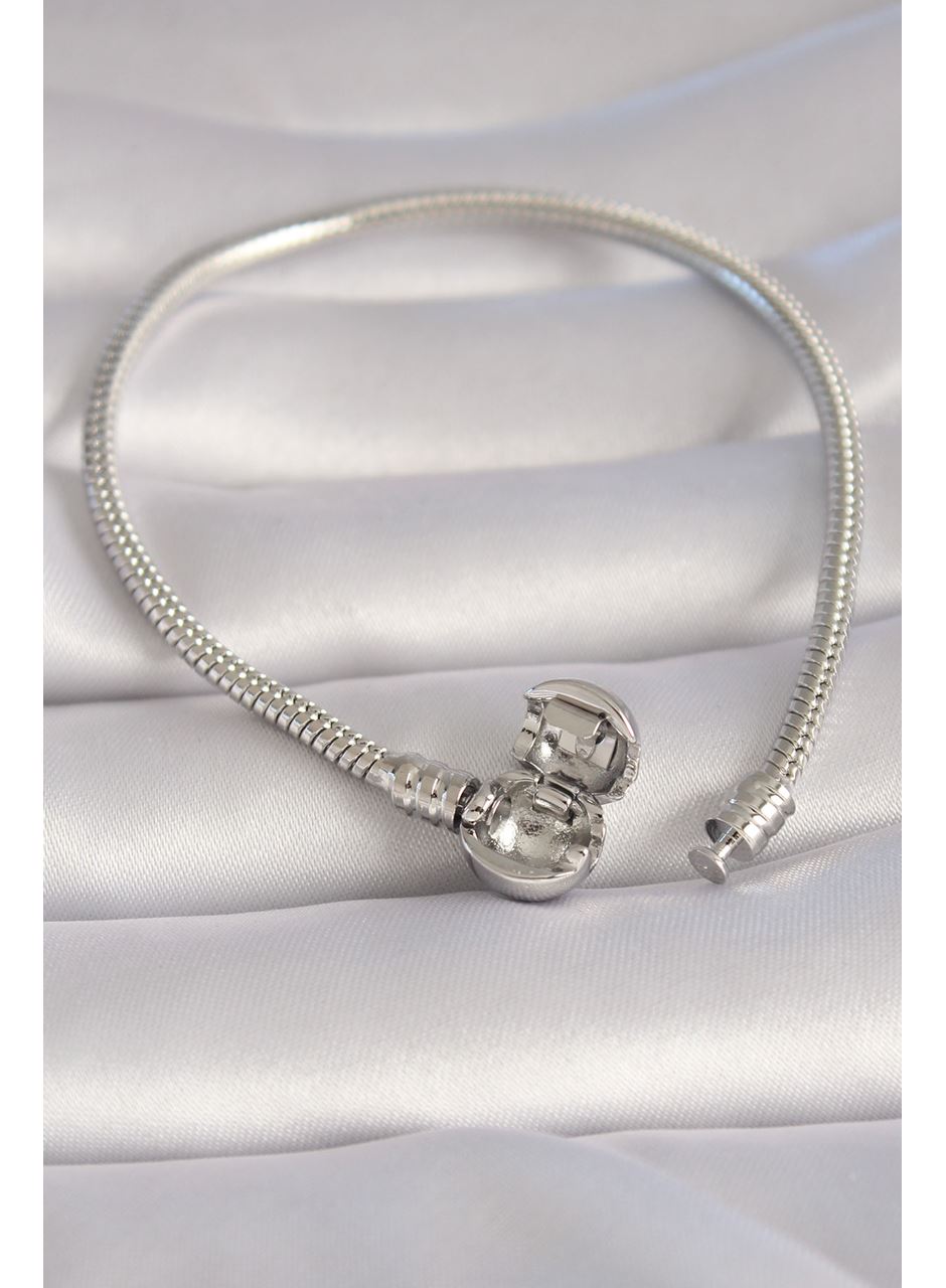 Pirinç Gümüş Renk İşleme Detay Charm Model Kadın Bileklik