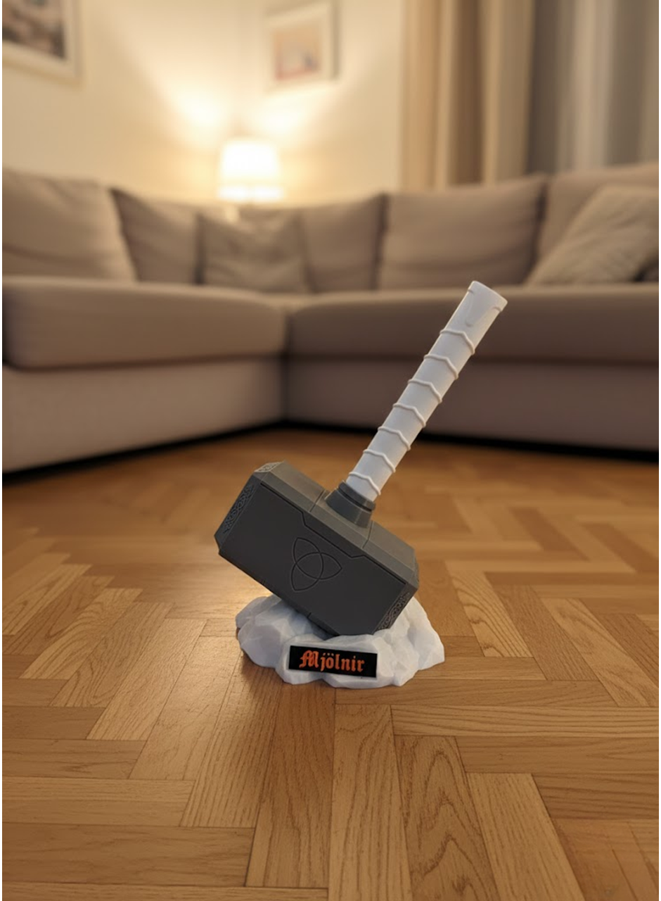 Thor’un Çekici Dekoratif Süs Güçlü ve İkonik Tasarım 20x34 cm