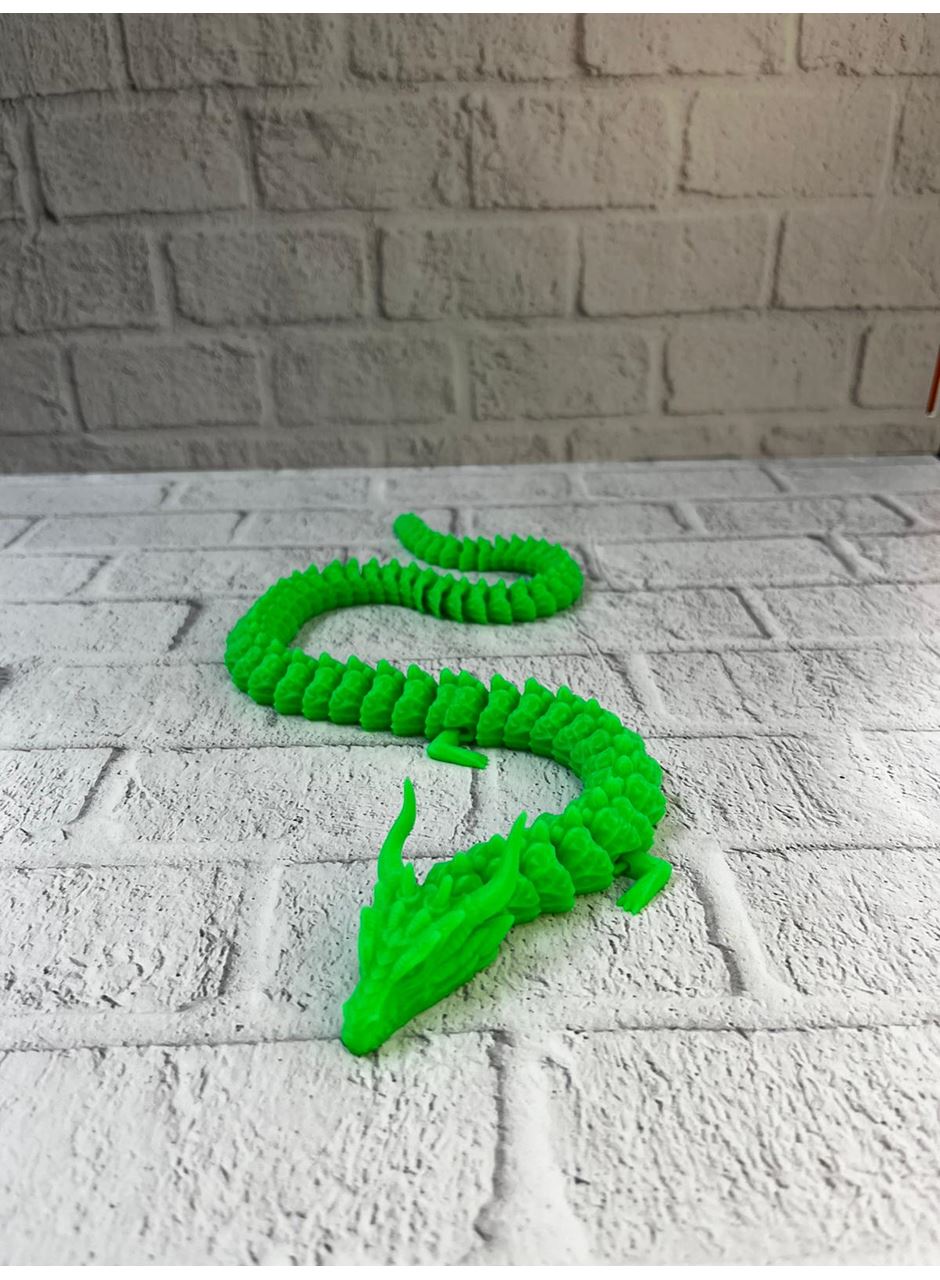 Yeşil Hareketli Ejderha Figürü Esnek Gövdeli Fantastik Dekor 60 cm