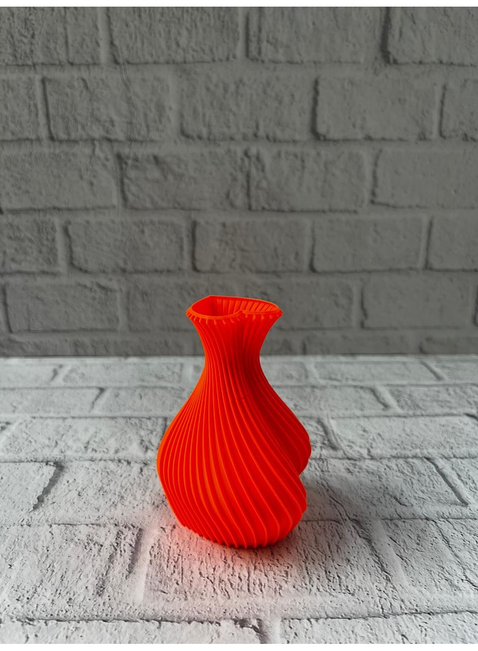 Kalpli Turuncu Dekoratif Vazo 11 cm Modern Şık Masaüstü Aksesuar