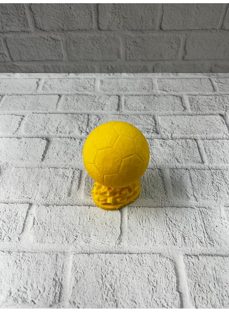 Mini FIFA Futbol Topu Biblo Sarı Renk 10cm Spor Temalı Dekor