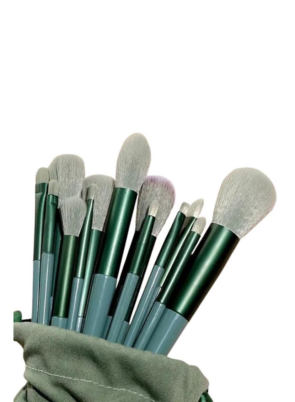 13 PARÇA MAKYAJ SETİ