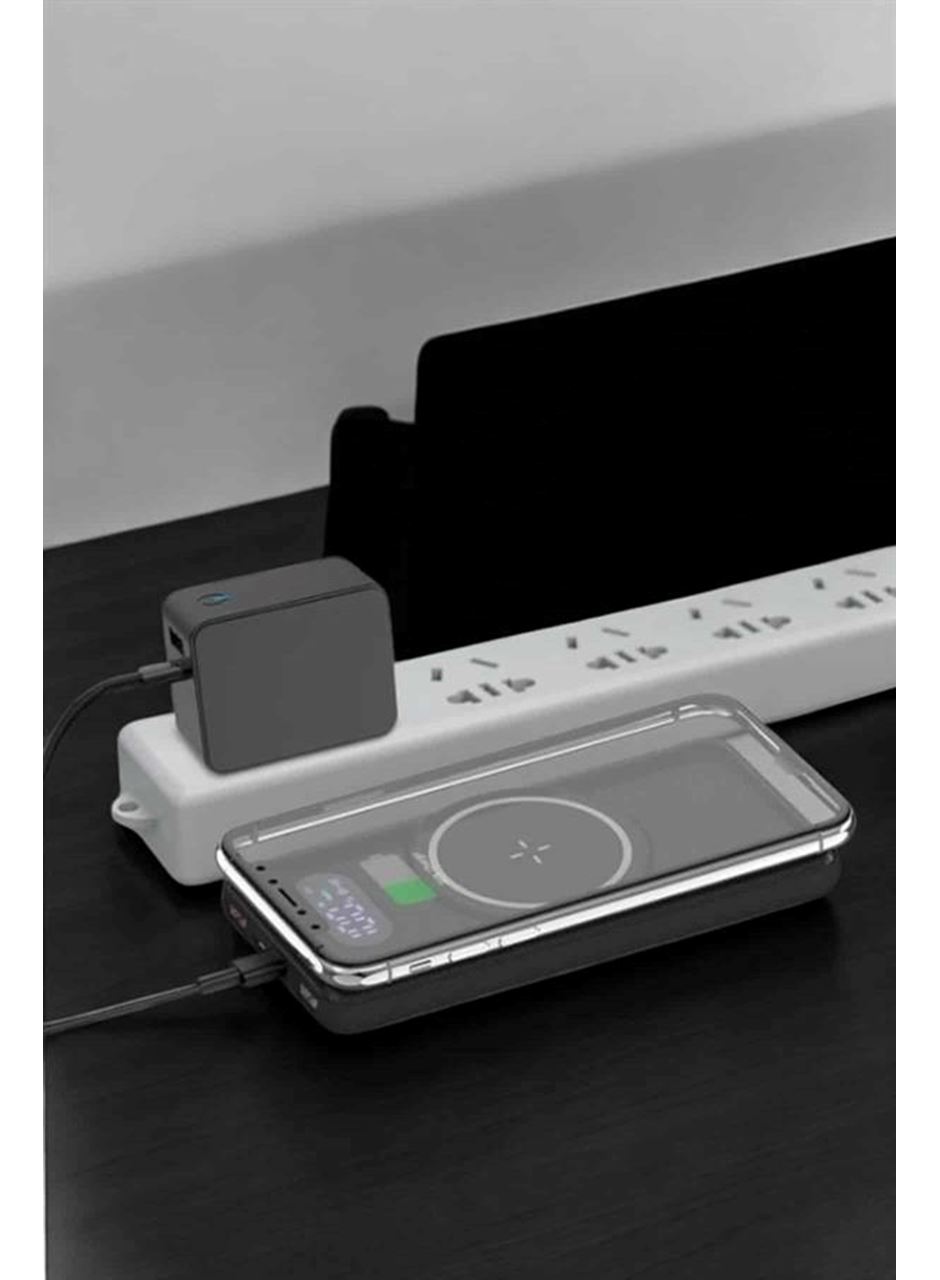 Powerbank Taşınabilir 10.000 Mah Hızlı Şarj Dijital Göstergeli
