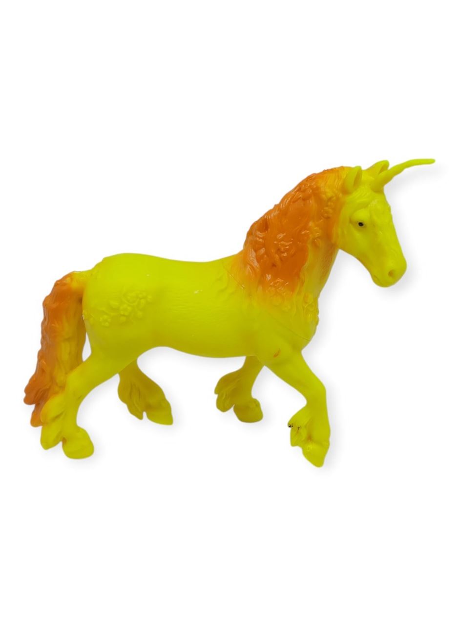 Çiftlik Hayvanları Serisi - Efsanevi Unicorn 12 cm - Sarı - Turuncu