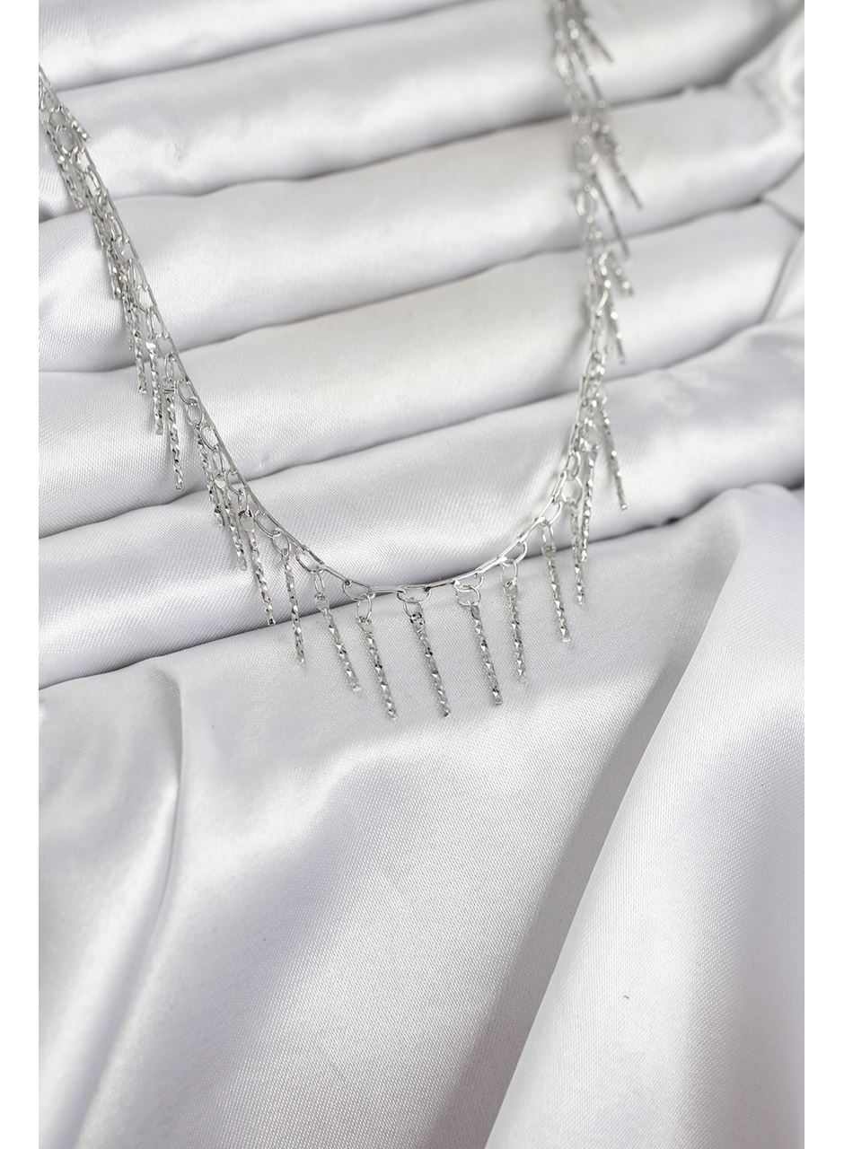 Pirinç Gümüş Renk Saçaklı Model Kadın Kolye