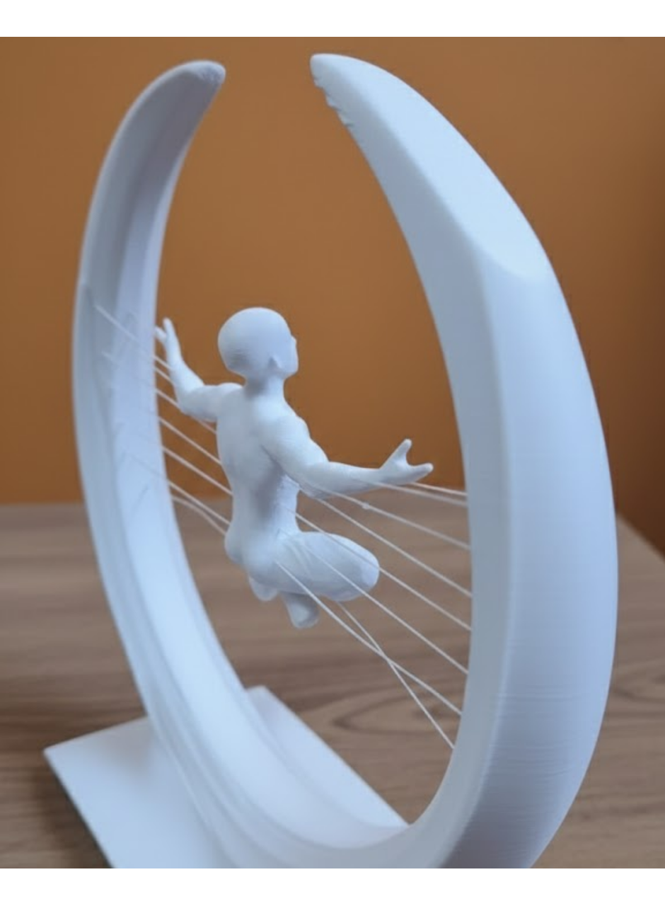 3D Zen Heykeli Beyaz Ay İçinde Meditasyon Figürü Dekoratif Obje