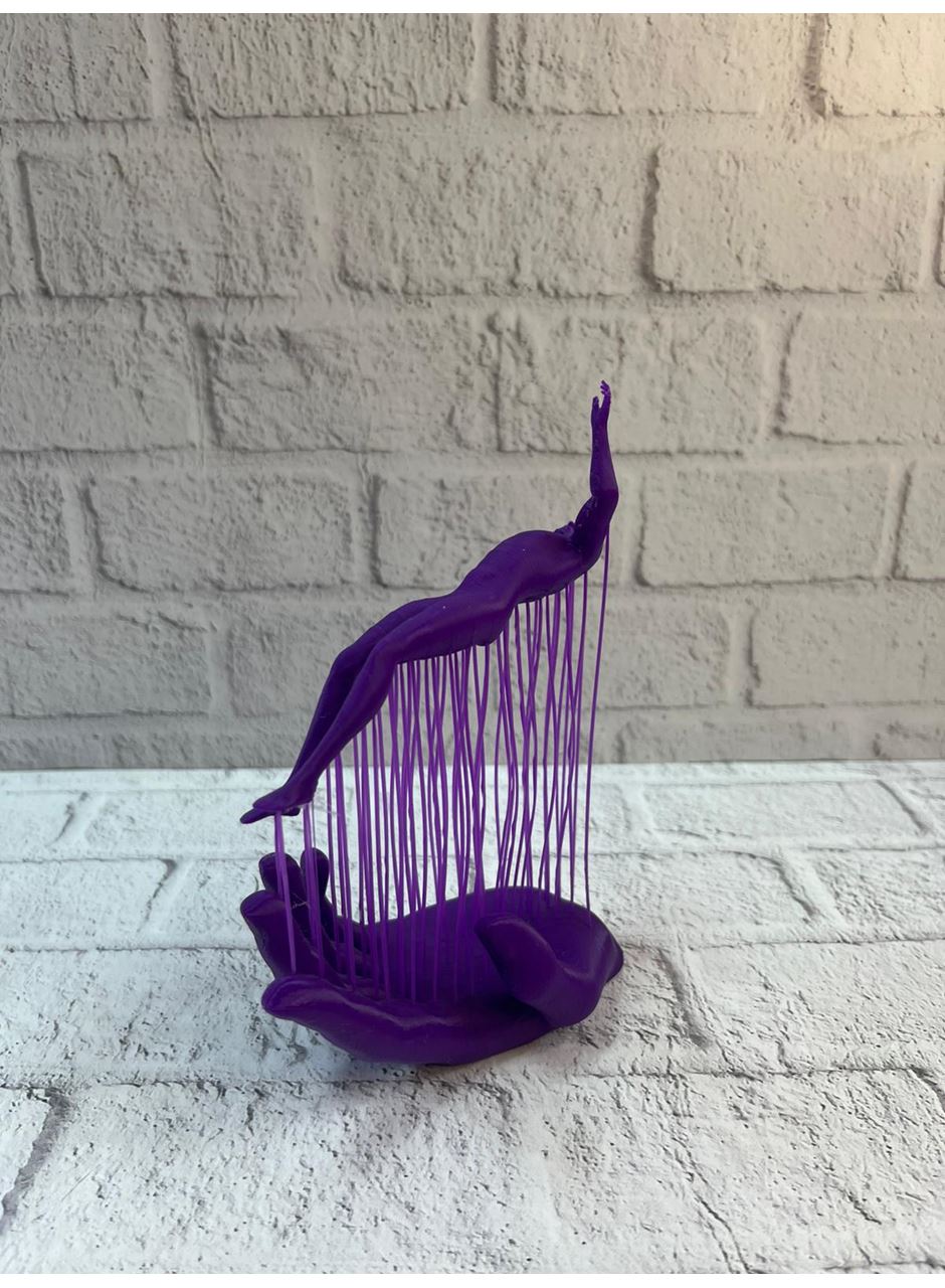 3D El Üzerinde İnsan Figürü Mor Soyut Tasarım Dekor Biblo