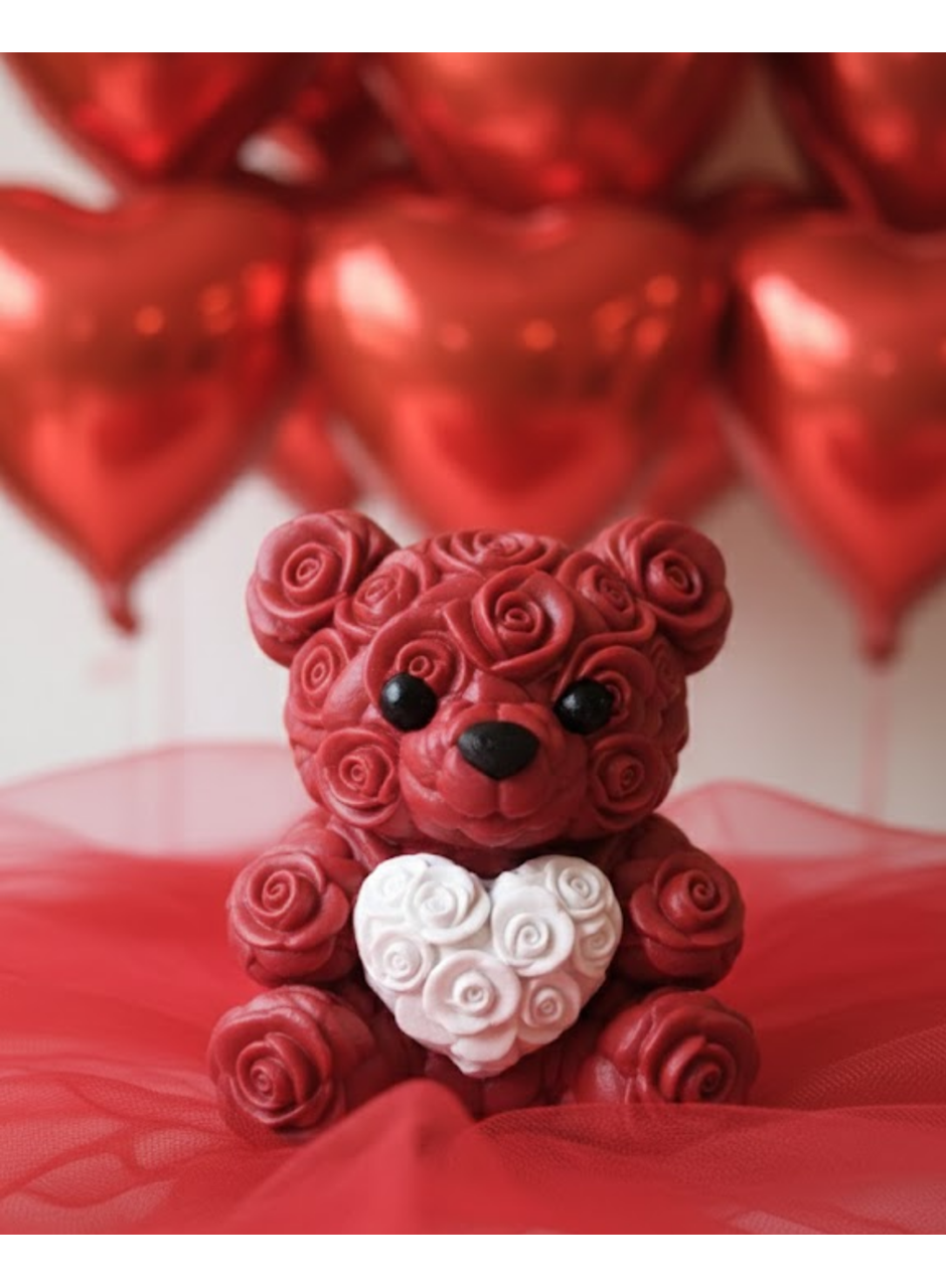 3D Baskı Kalpli Ayıcık 10cm Romantik Masaüstü Dekor