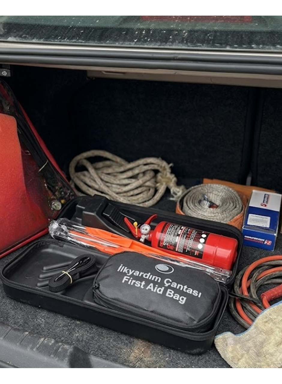 Trafik Seti Acil Durum Araç Güvenlik Kiti Yangın Tüpü ve Reflektörlü