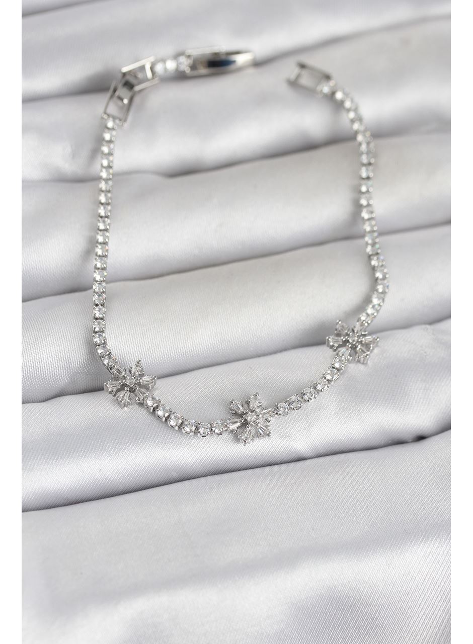 Pirinç Gümüş Renk Çiçek Model Zirkon Taşlı Su Yolu Kadın Bileklik