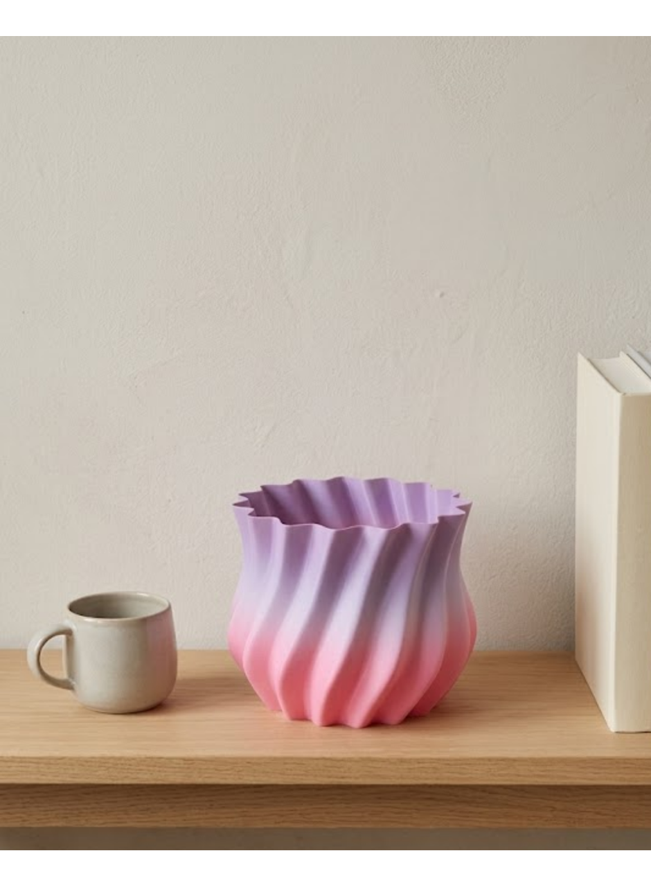 Pembe Lila Degrade Kıvrımlı 3D Vazo Estetik Ev Ofis Dekoru