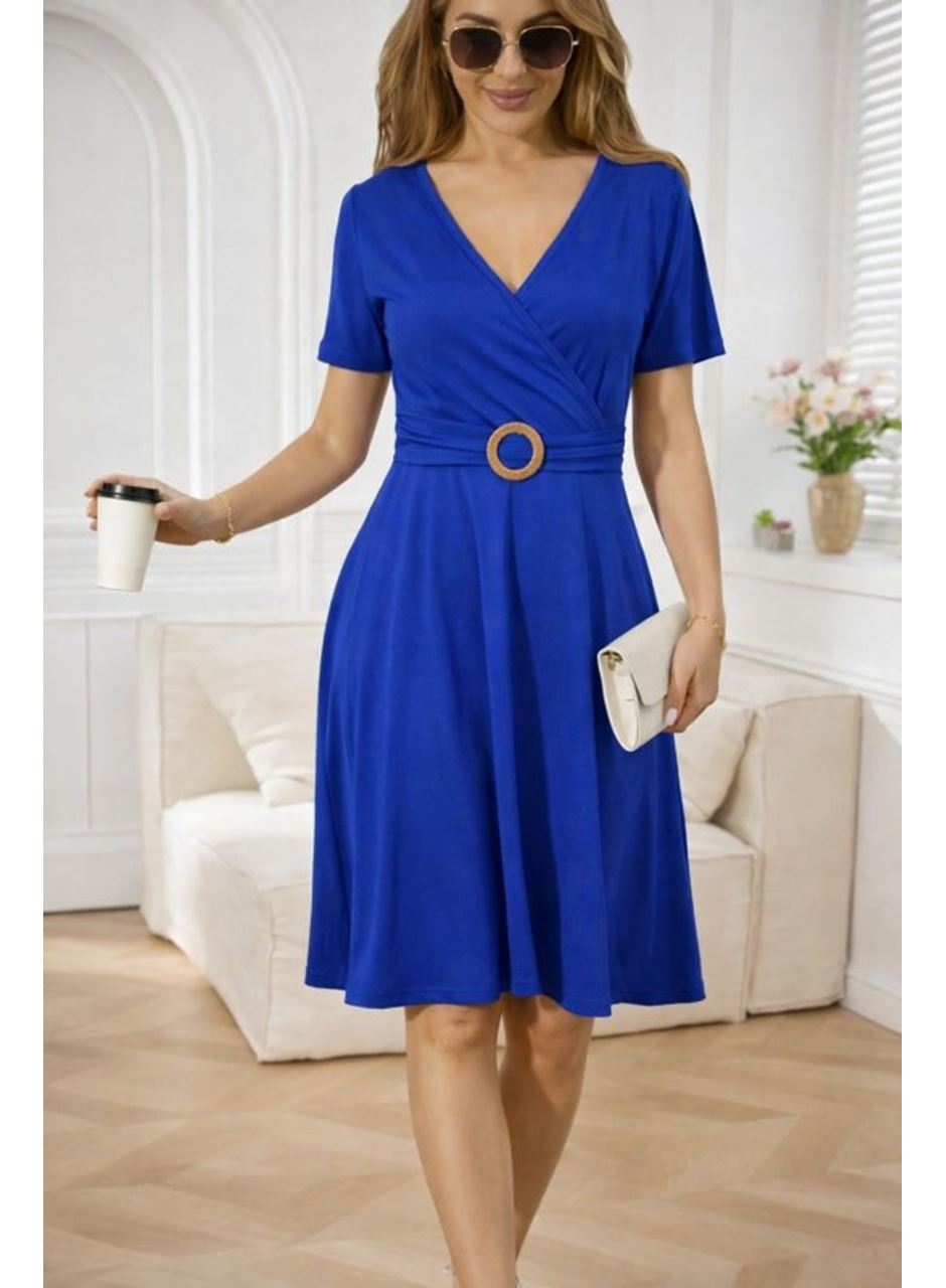 Kadın Kısa Kollu Kruvaze Yakalı önden Toka Detaylı Kısa Viskon Elbise