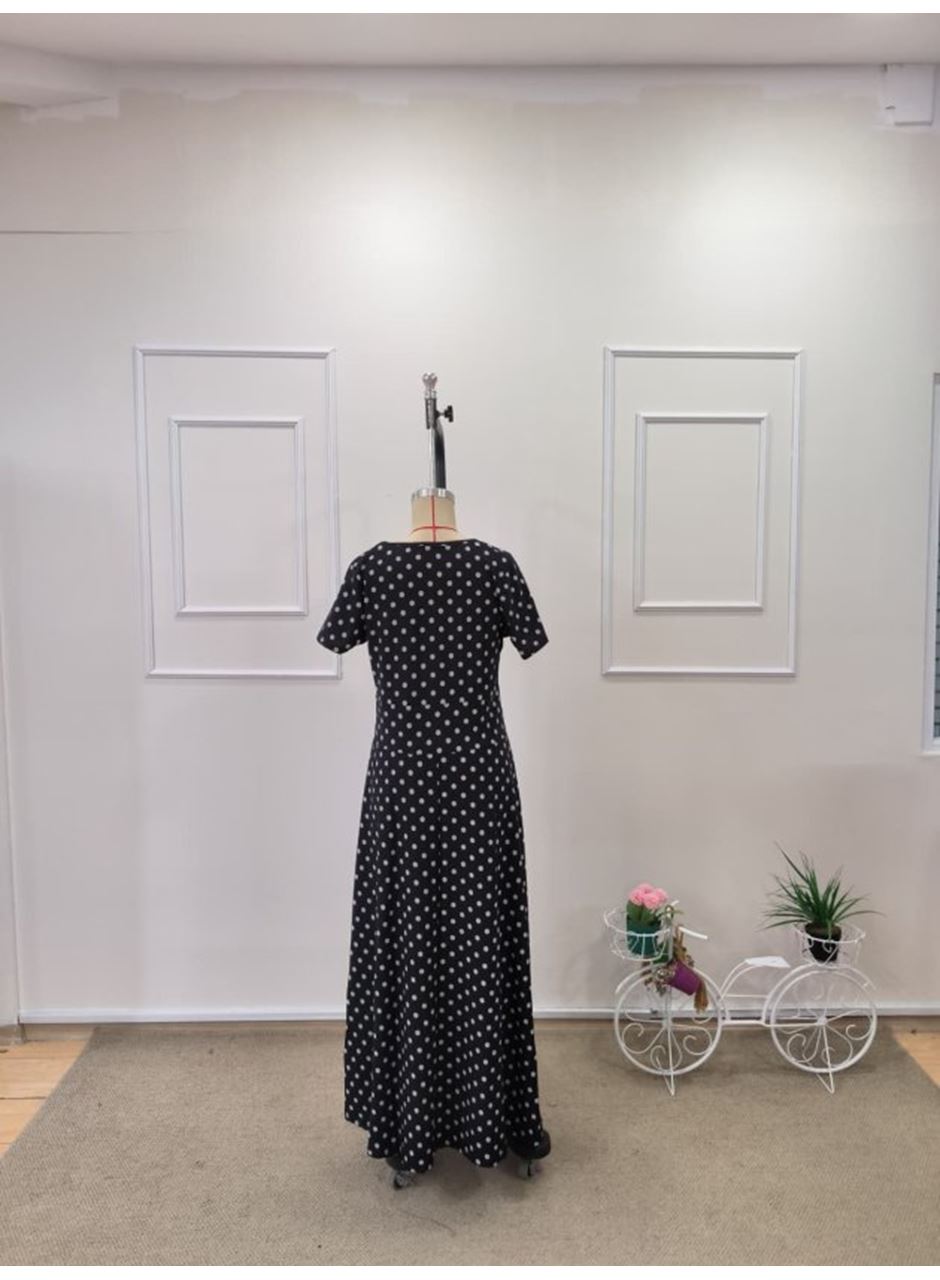 Kadın Kısa Kollu Bisiklet Yaka Puantiyeli Maksi örme Krep Elbise