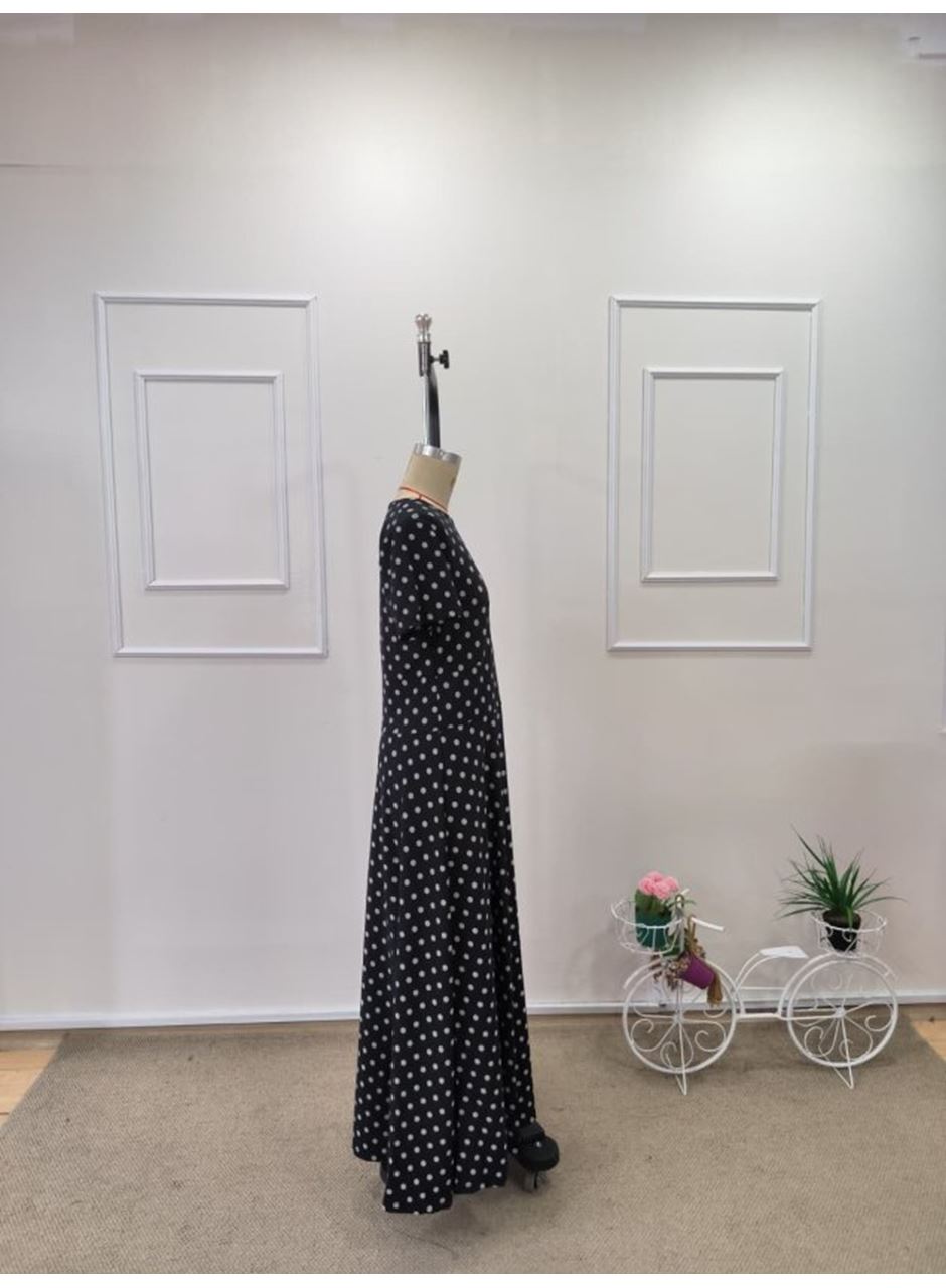 Kadın Kısa Kollu Bisiklet Yaka Puantiyeli Maksi örme Krep Elbise