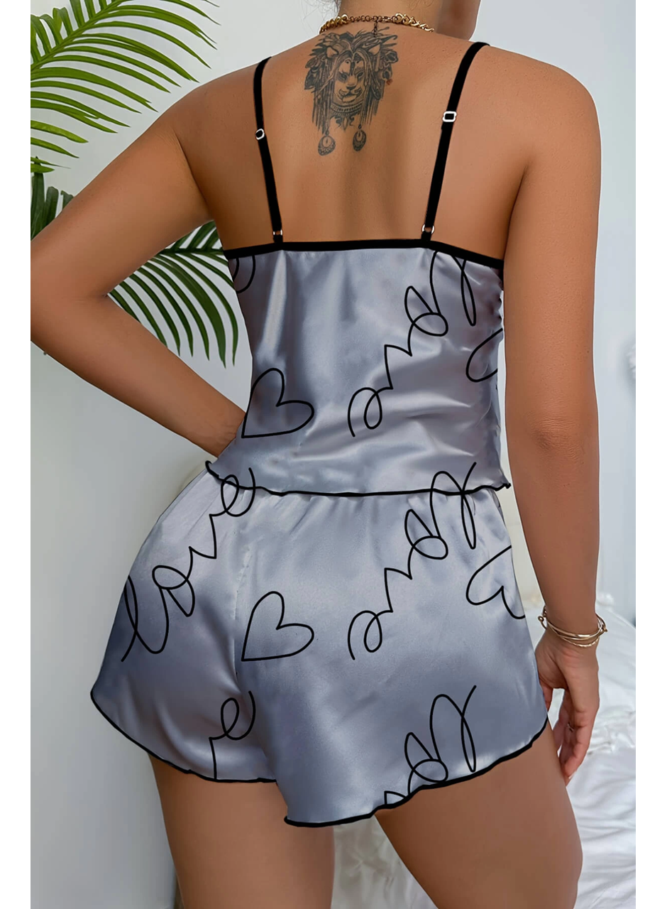 Love Baskılı Gri Saten Şortlu Gecelik Takım
