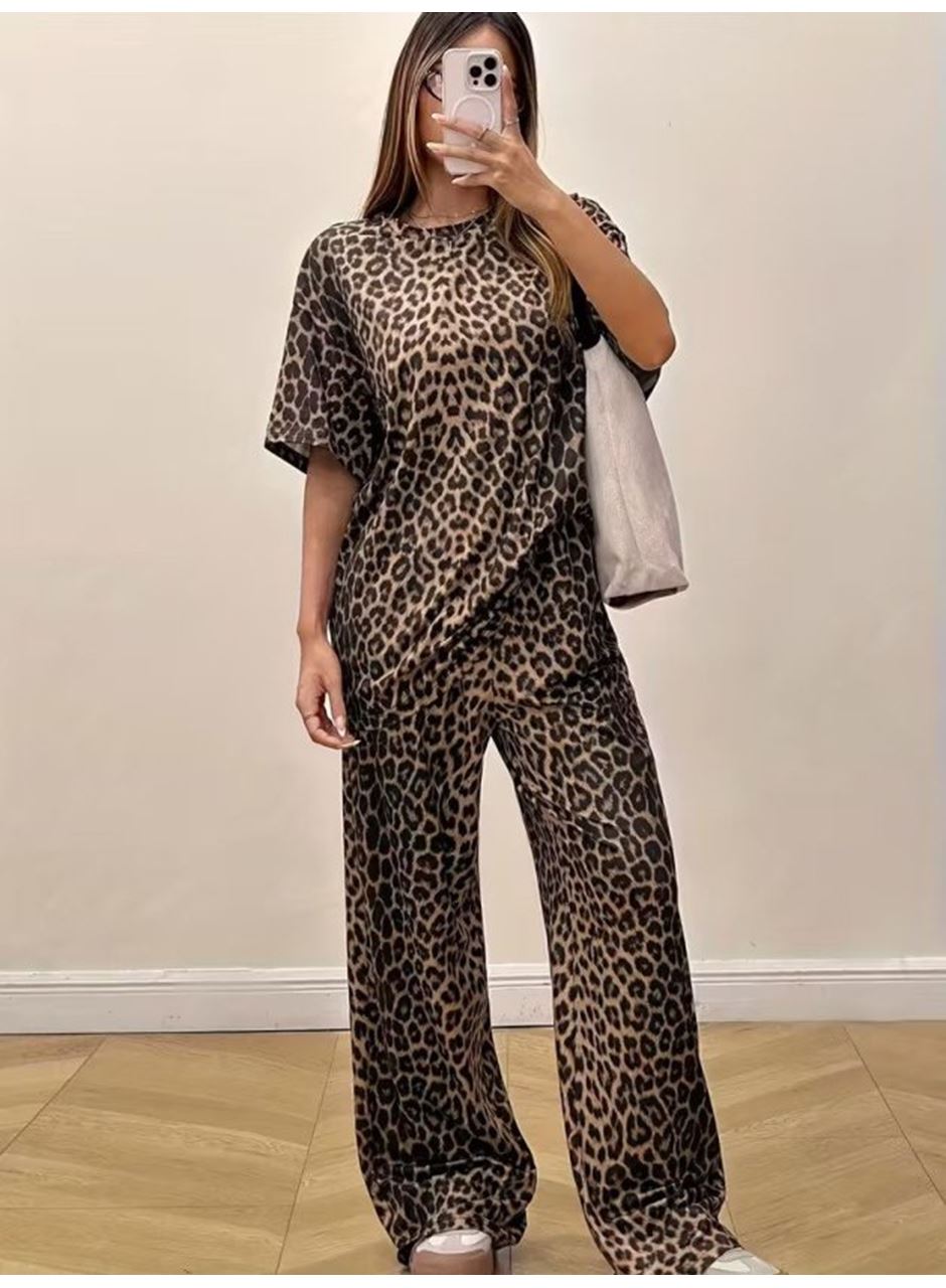 Kadın Kısa Kollu Bisiklet Yaka Iki Iplik Leopar Desenli Bluz Ve Pantolon Ikili Takım