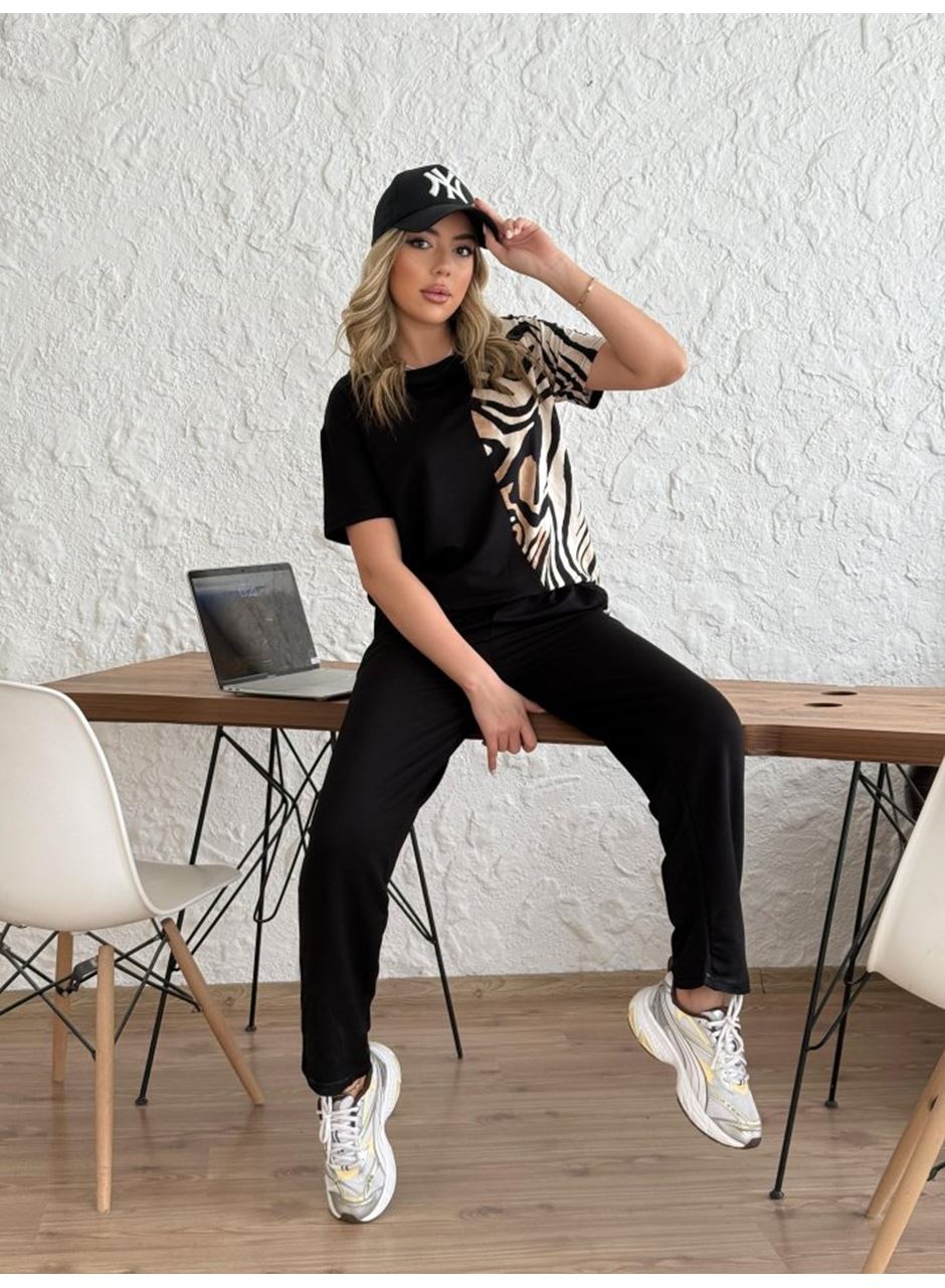 Kadın Bisiklet Yaka Kısa Kol Leopar Desen Bluz Ve Pantolon Ikili Takım