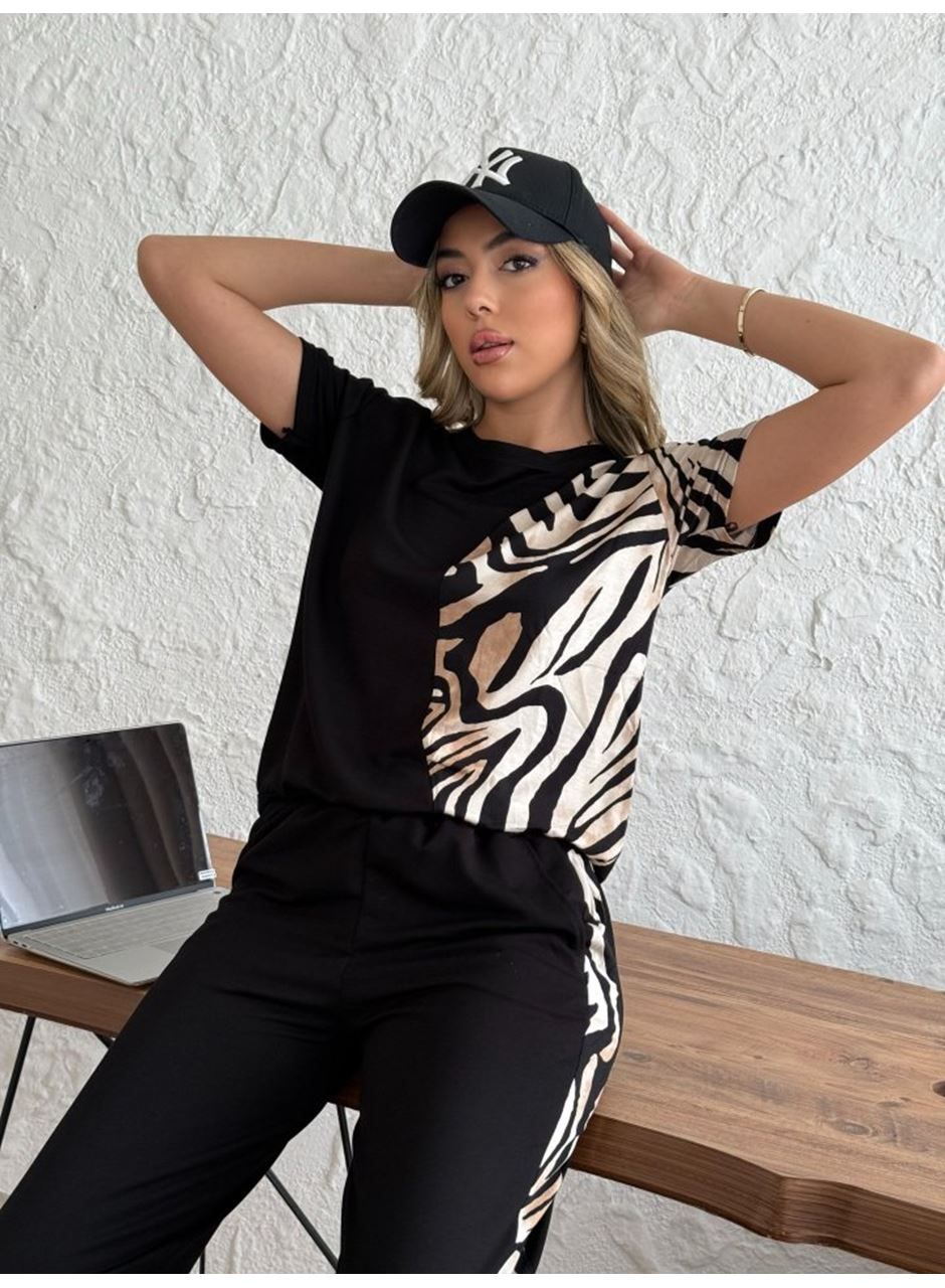 Kadın Bisiklet Yaka Kısa Kol Leopar Desen Bluz Ve Pantolon Ikili Takım