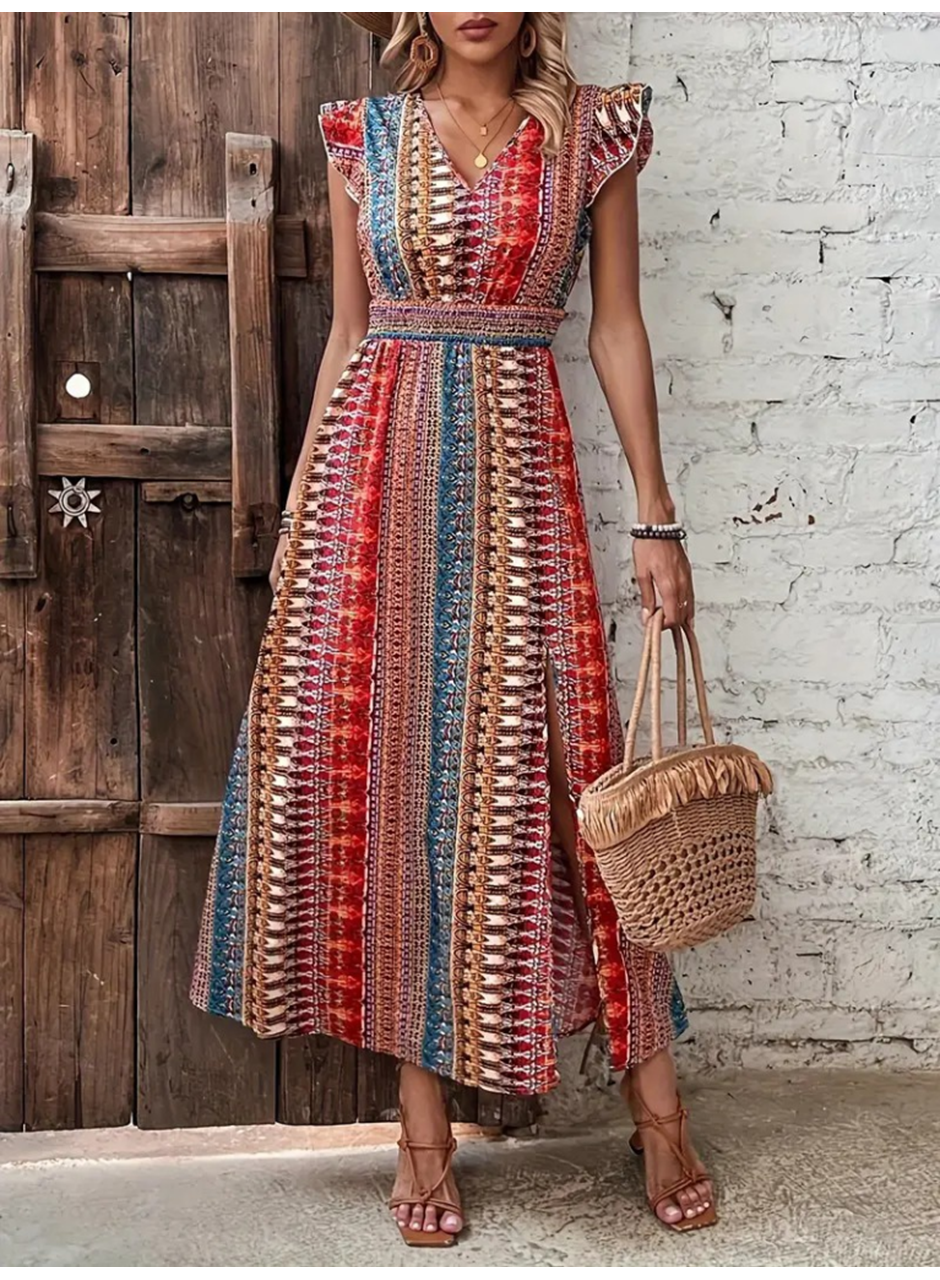 Kadın Kısa Kollu V Yakalı Desenli Yandan Yırtmaçlı Süprem Elbise