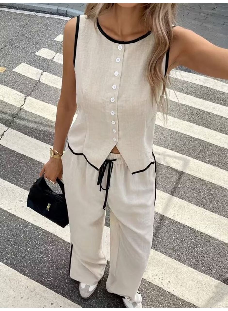 Kadın Kolsuz önü Düğmeli Yelek Ve Pantolon Ikili Takım