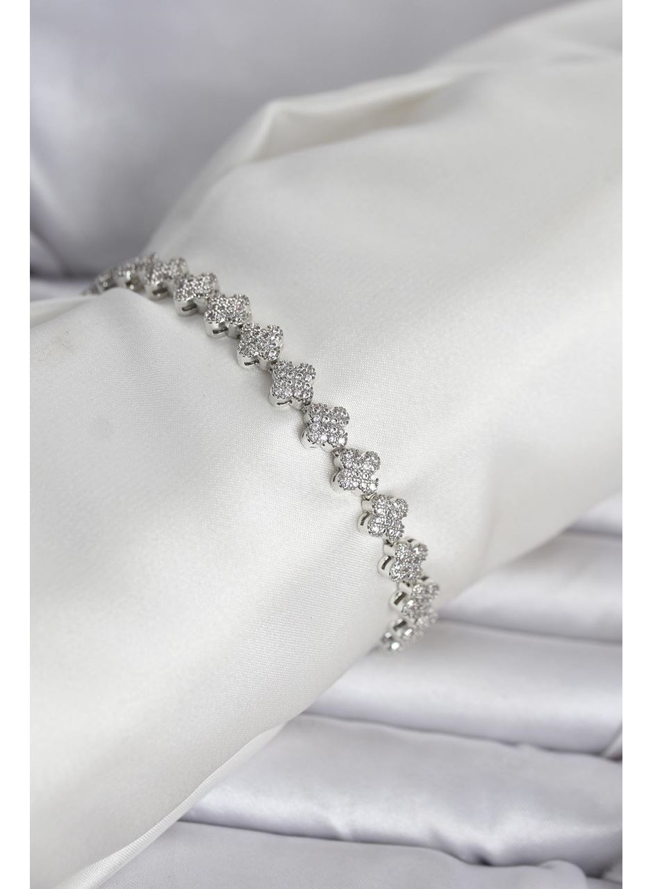 Pirinç Gümüş Renk Yonca Model Sıralı Zirkon Taşlı Kadın Bileklik