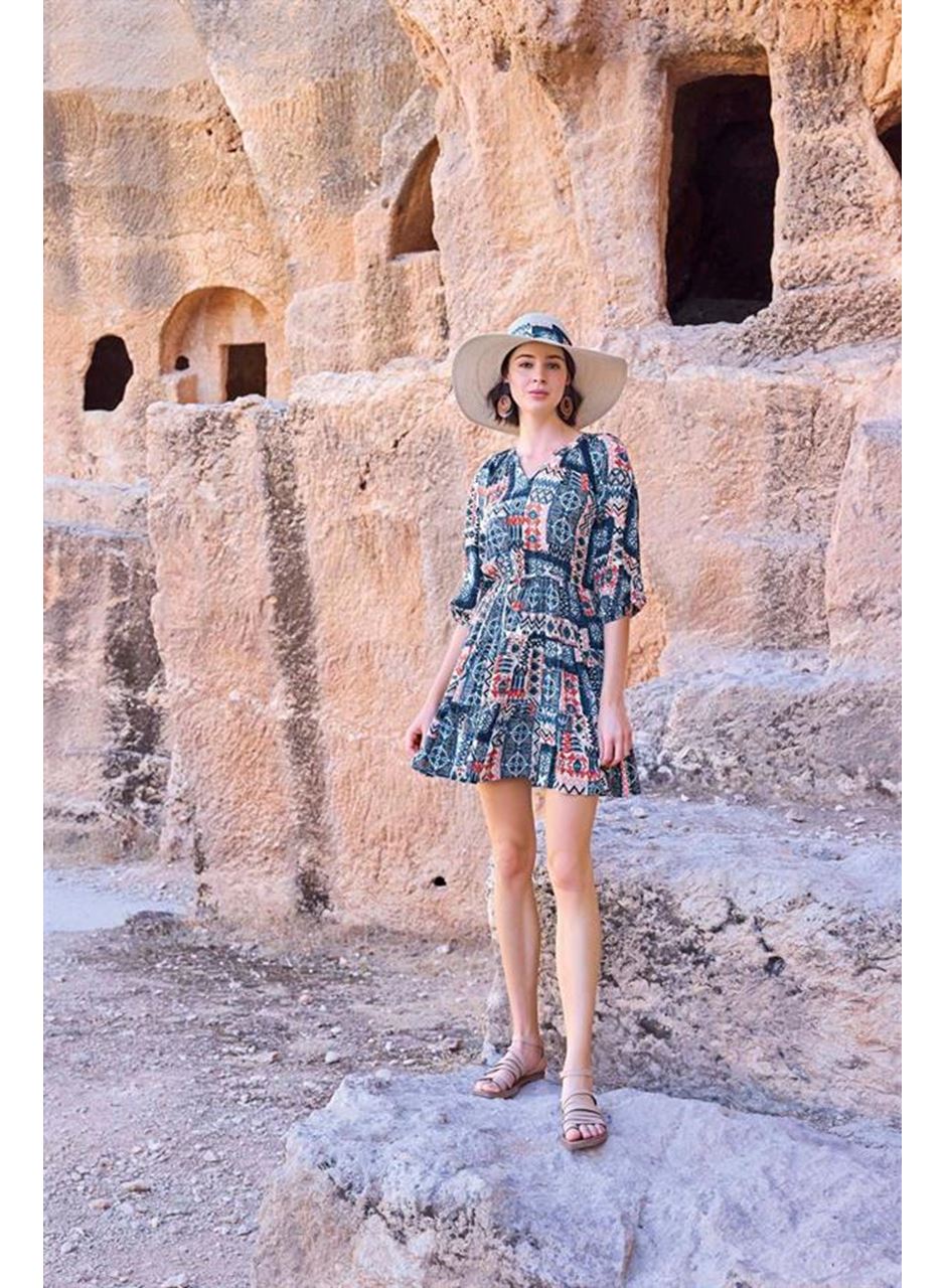 Etnik Desenli Truvakar Kollu V Yaka Elbise